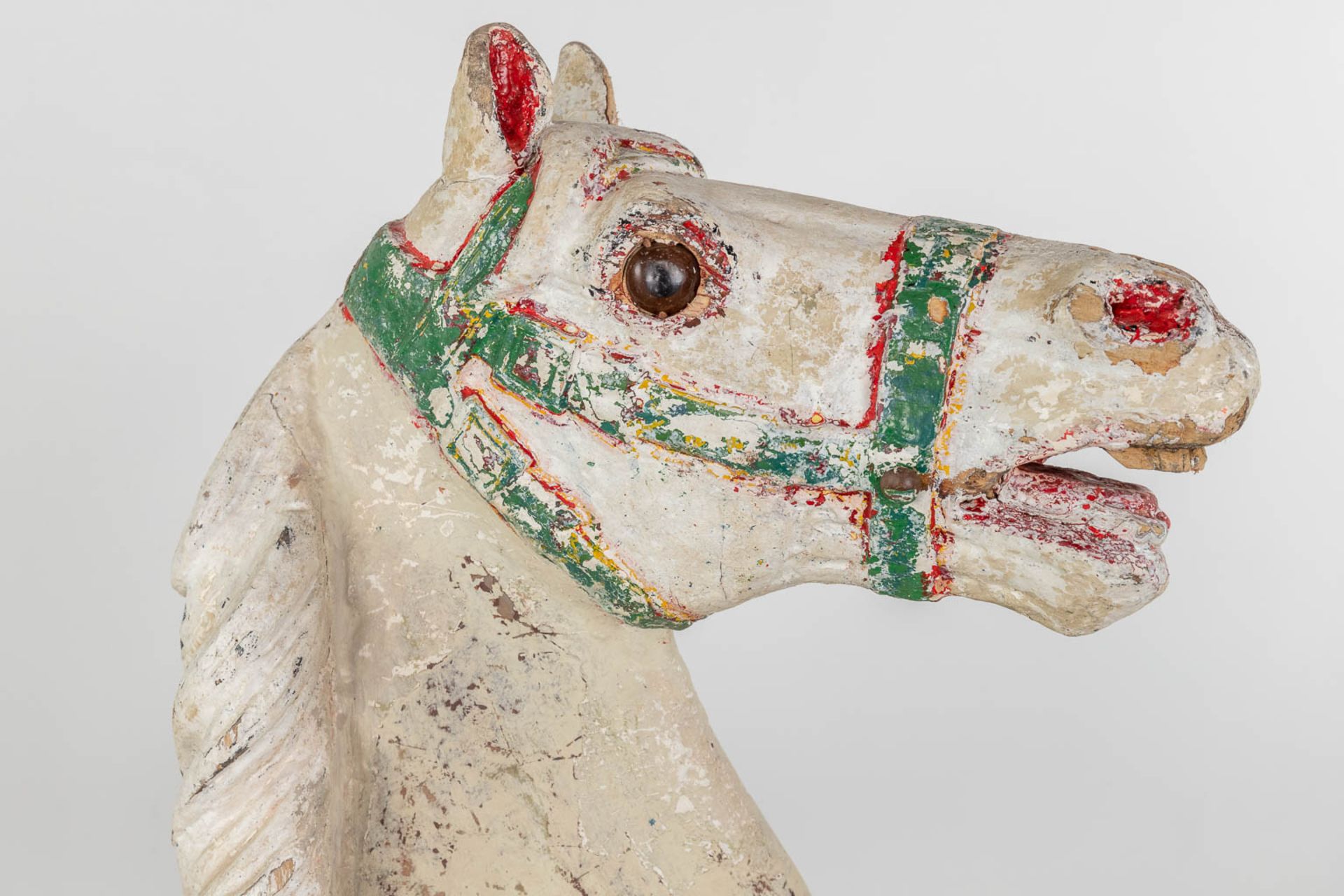 An antique horse for a Merry Go Round, made of sculptured wood, with original polychrome (L:32 x W:1 - Image 8 of 16