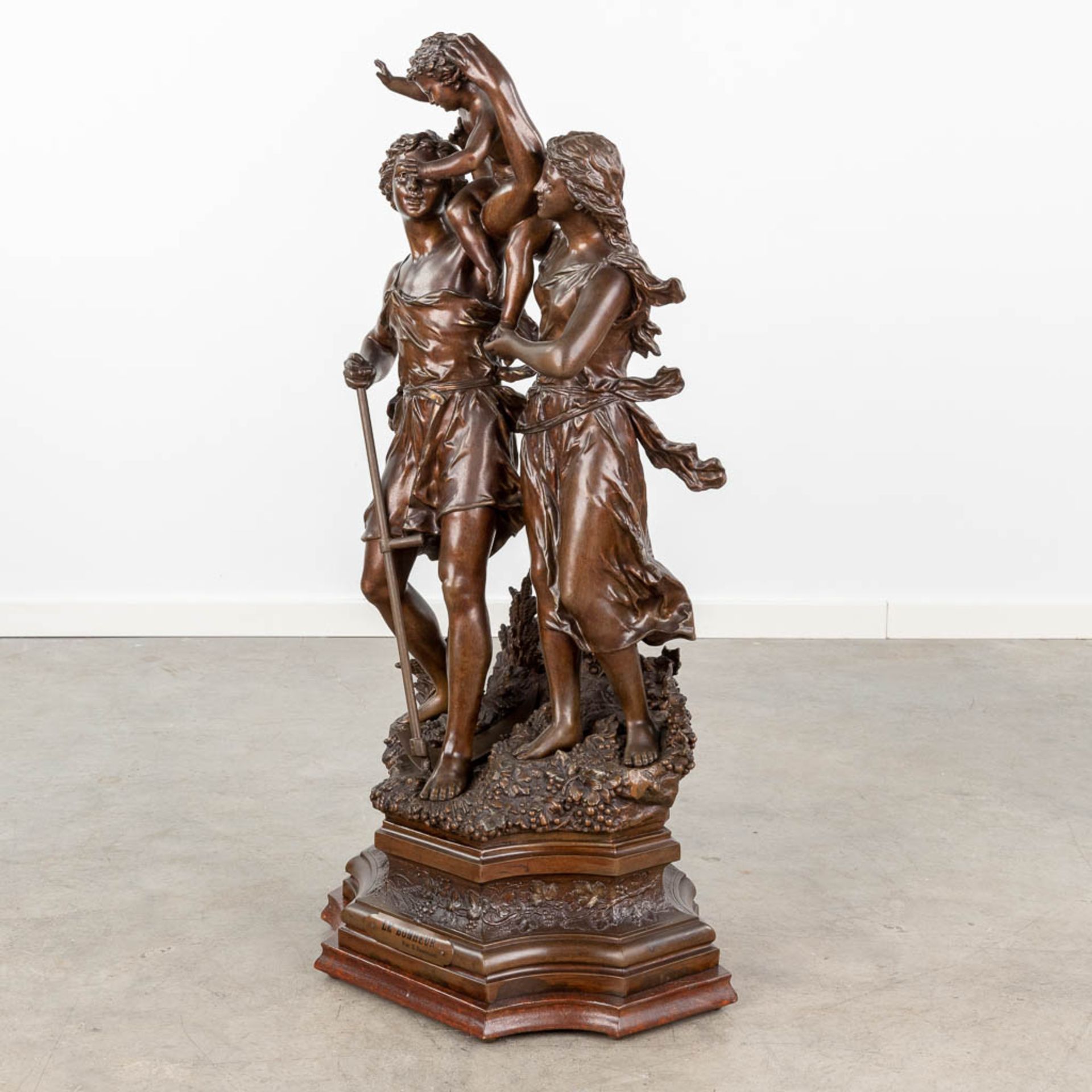 Ernest RANCOULET (1842-1918) 'Le Bonheur' a statue made of spelter. (W:47 x H:96 cm) - Bild 7 aus 15