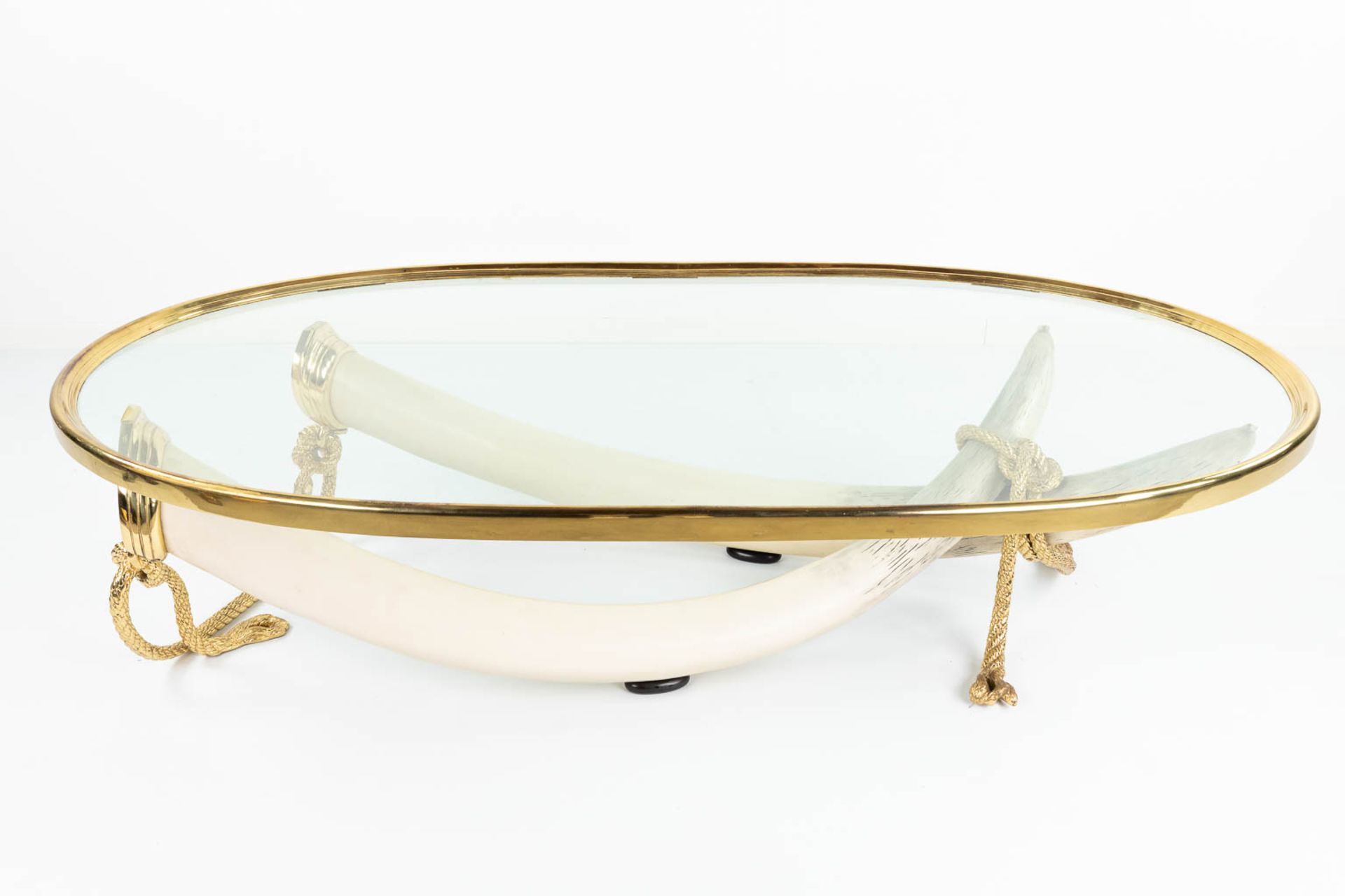 Valenti ' COLMILLOS', a coffee table with elephant tusks and glass in Hollywood Regency style. (L: 1 - Bild 14 aus 18