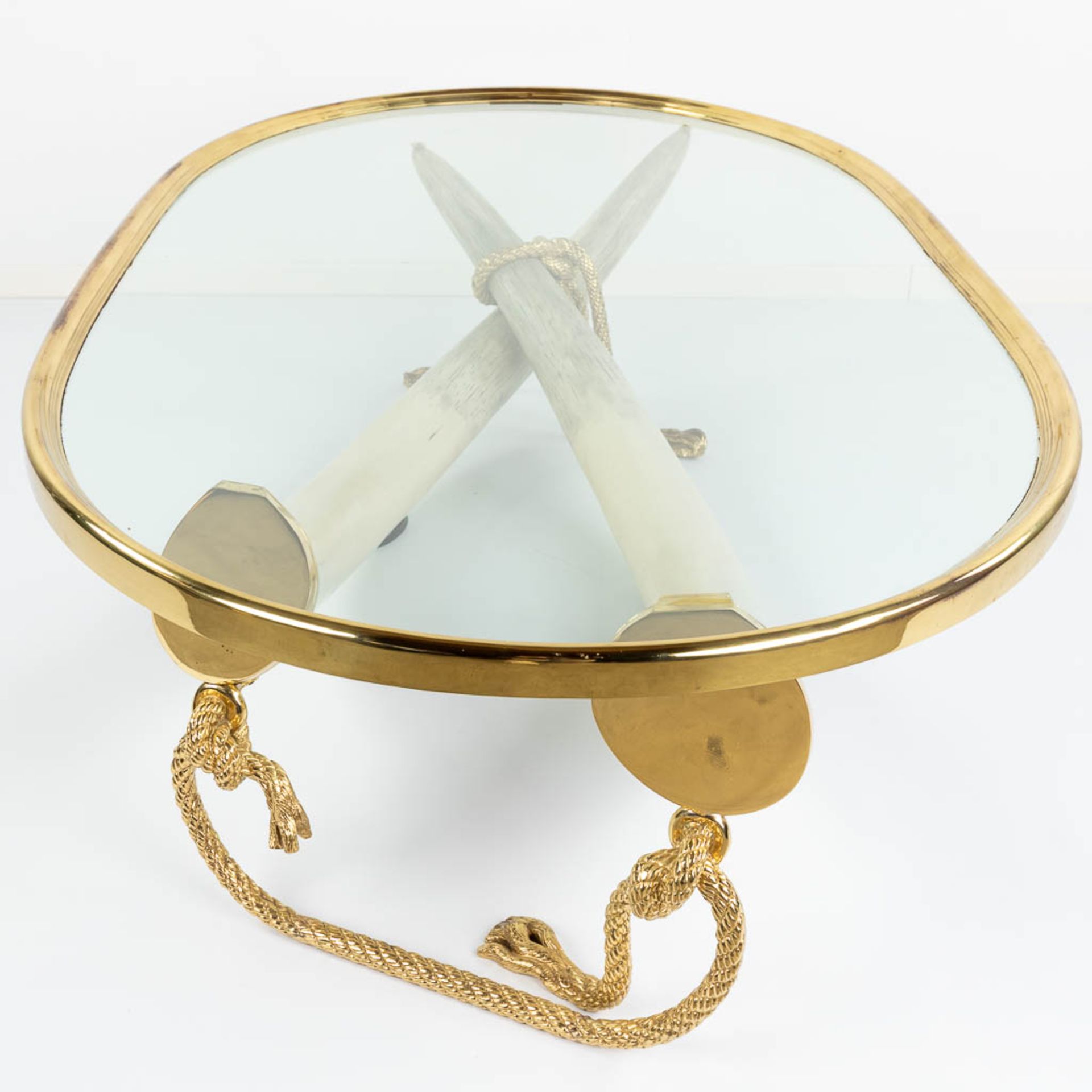 Valenti ' COLMILLOS', a coffee table with elephant tusks and glass in Hollywood Regency style. (L: 1 - Bild 15 aus 18