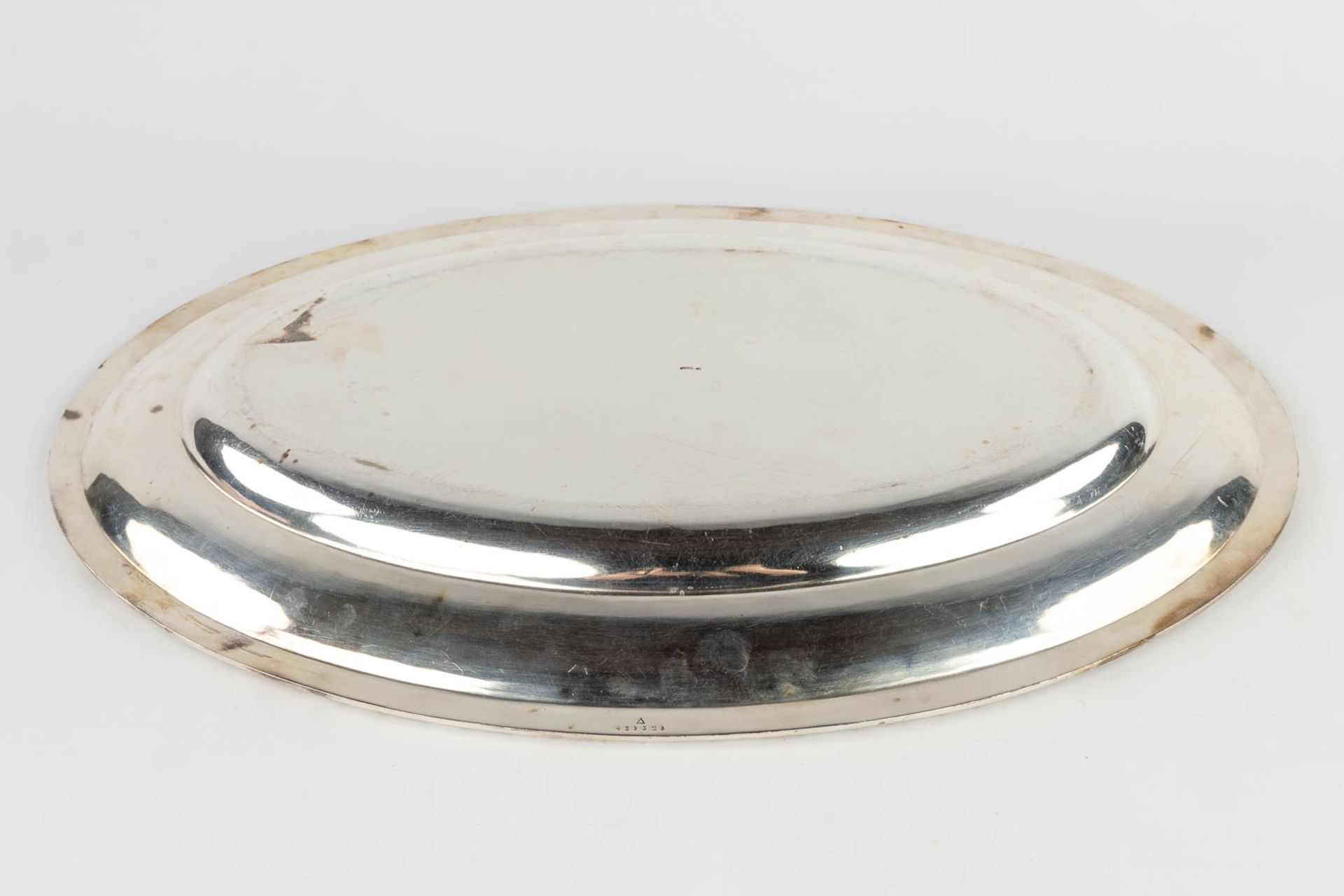 CAMA, a collection of 2 silver-plated serving plates. (L: 49 x W: 32,5 cm) - Image 12 of 14