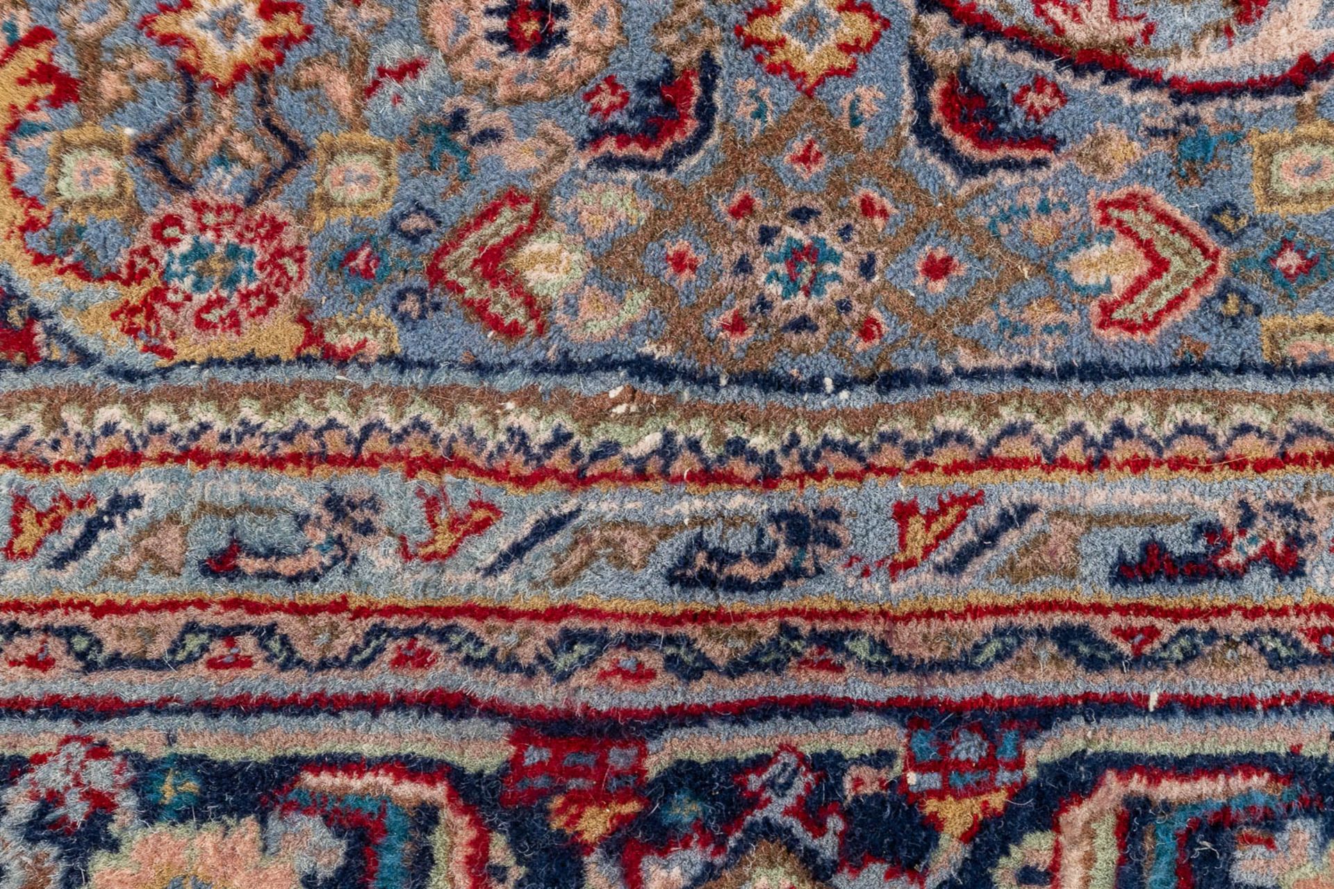 An Oriental hand-made carpet, Afshari Bidjar. (L: 248 x W: 188 cm) - Image 4 of 8