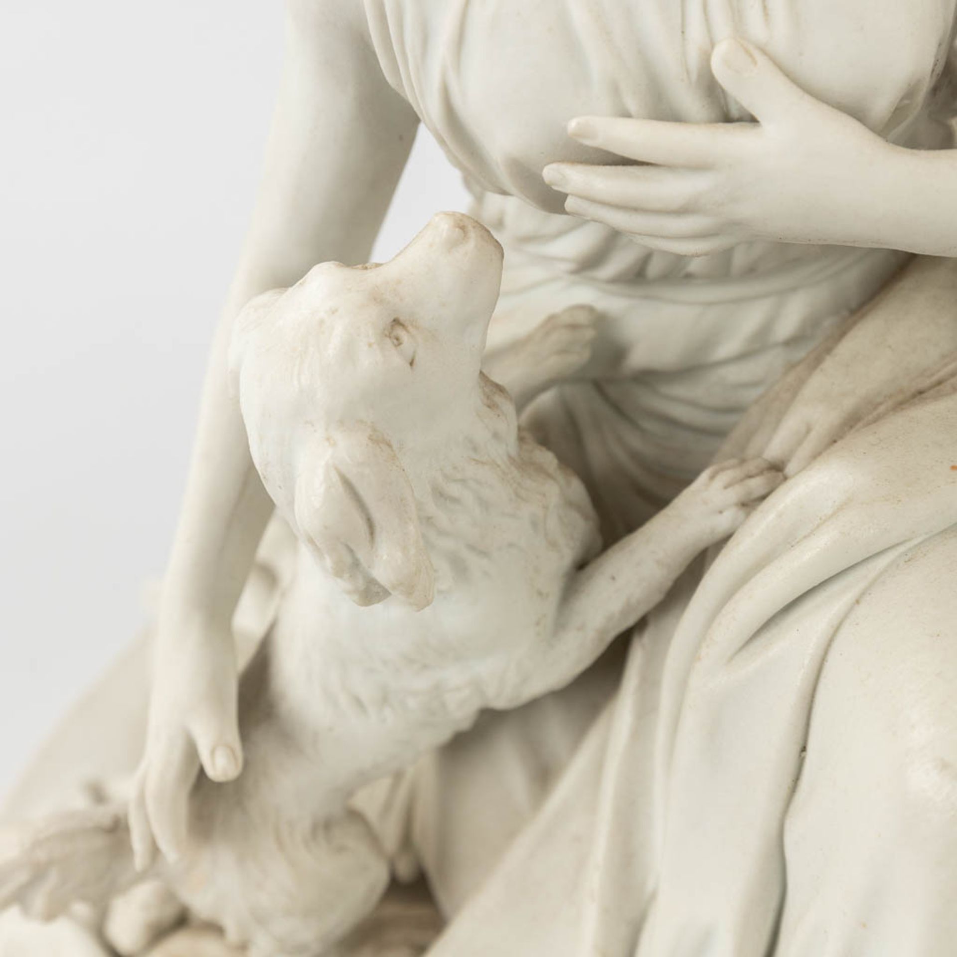 Svres, a large group 'Cupid and maidens' made of bisque porcelain. (L: 30 x W: 41 x H: 41 cm) - Image 4 of 19