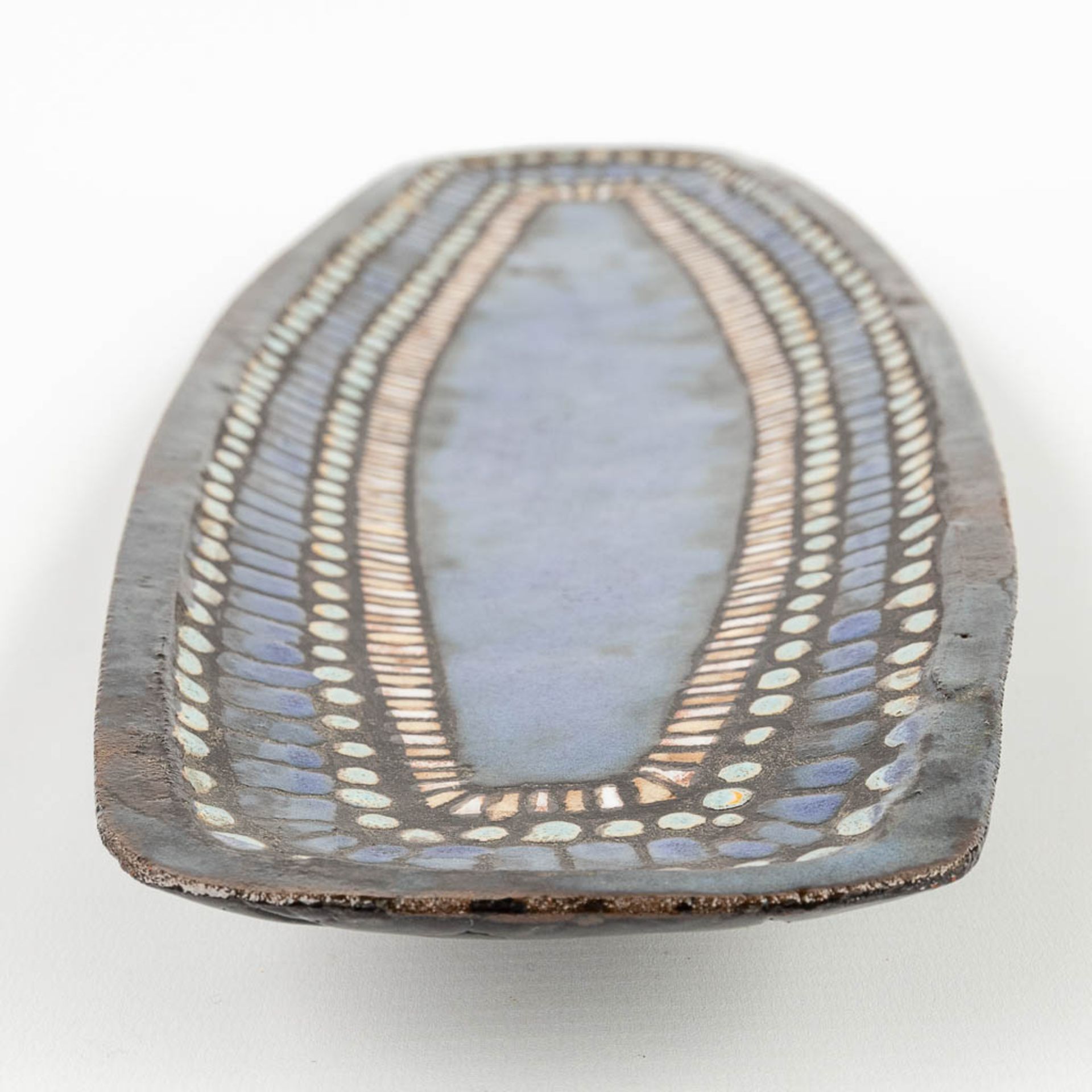 Rogier VANDEWEGHE (1923-2020) for Amphora, 'long bowl', blue glazed ceramics, added Elisabeth VANDEW - Image 15 of 20