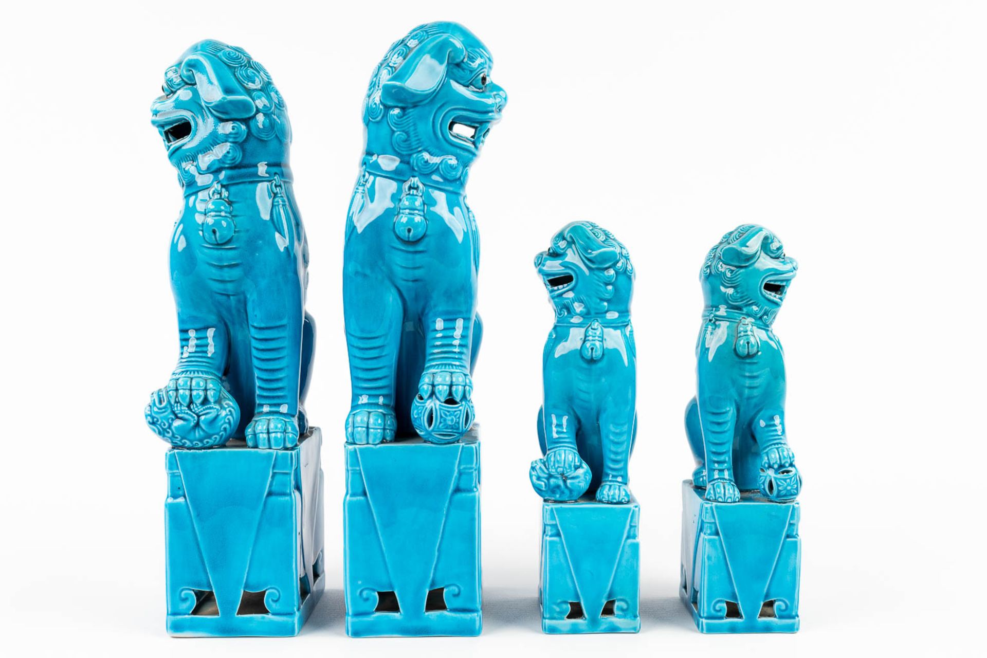 A collection of 2 pairs of Foo dogs, made of blue glazed ceramics. 20th C. (L: 8 x W: 11 x H: 30 cm) - Image 6 of 12