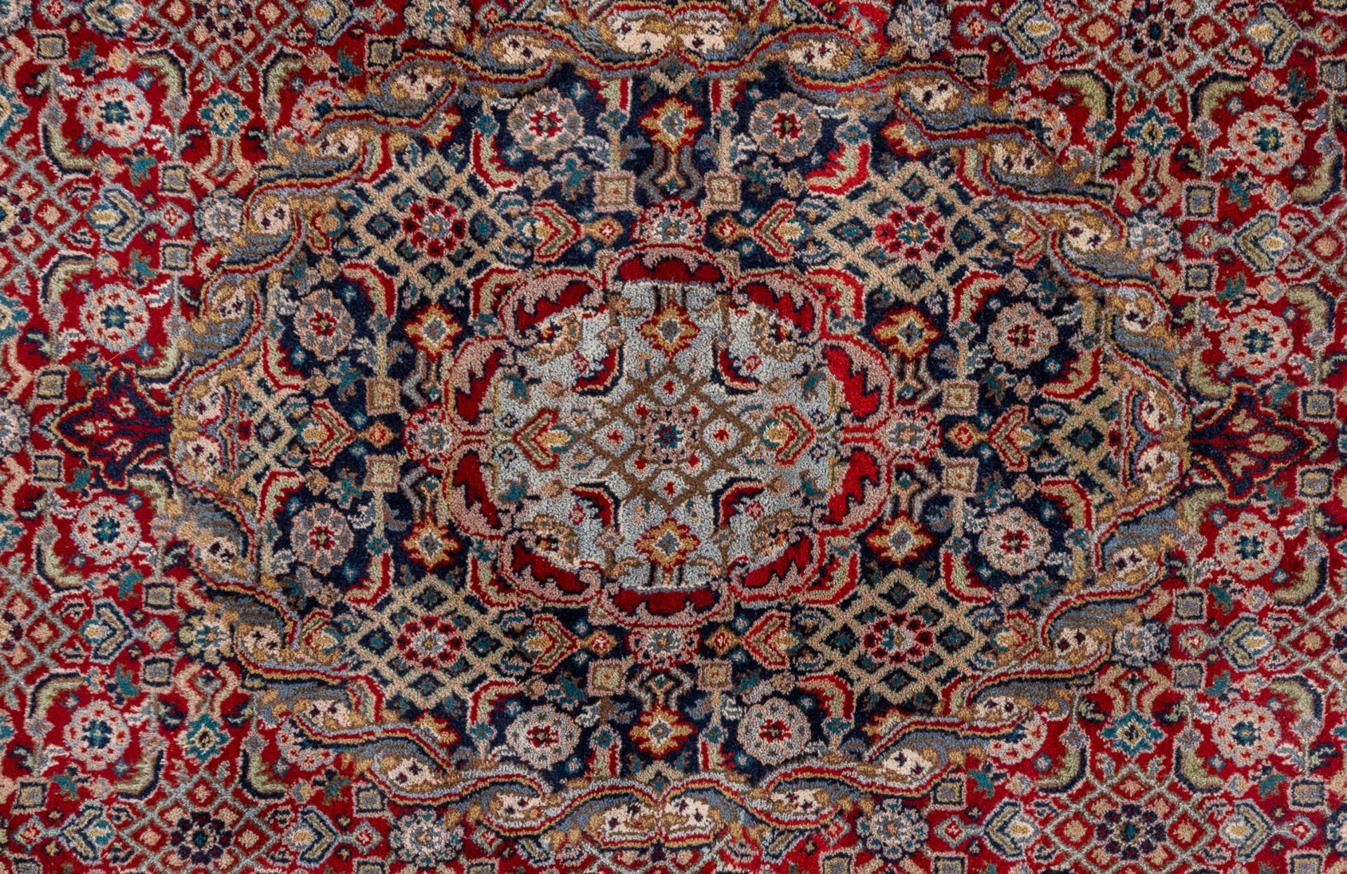 An Oriental hand-made carpet, Afshari Bidjar. (L: 248 x W: 188 cm) - Image 3 of 8