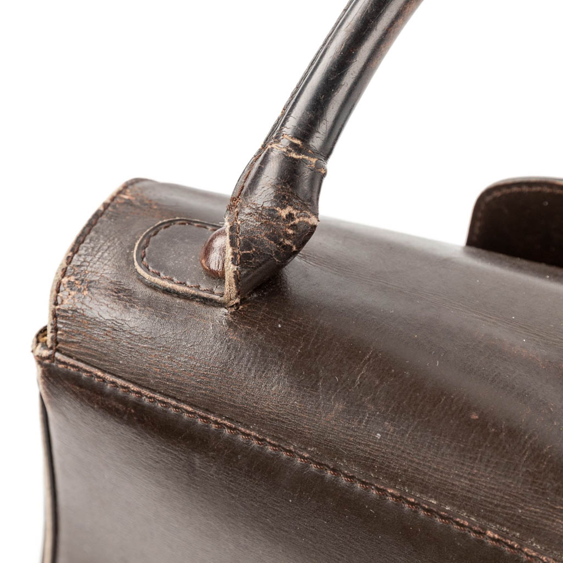 Delvaux Brillant PM, a handbag made of dark brown leather. Circa 1950. (W: 26 x H: 30 cm) - Image 15 of 19