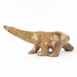 Pierre CHENET (XX-XXI) 'Polar bear', patinated bronze. (L: 48 x H: 21,5 cm)