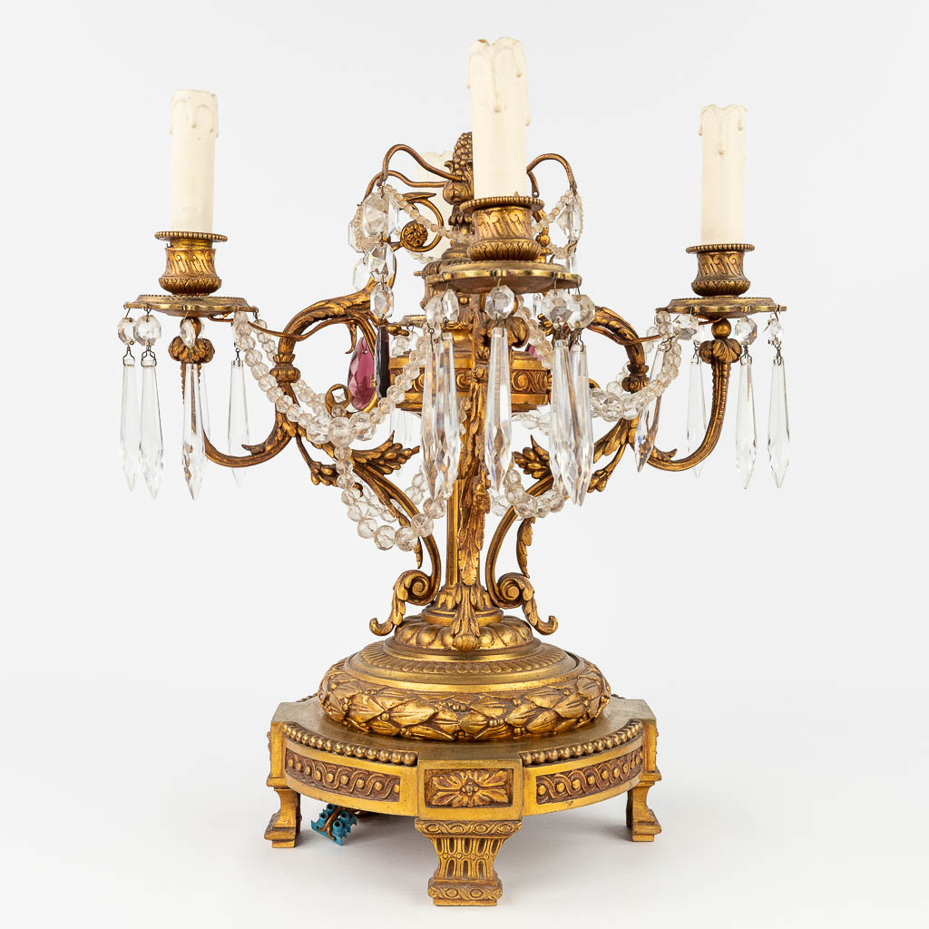 A girandole table lamp made of bronze in Louis XVI style. (L: 40 x W: 40 x H: 43 cm) - Image 3 of 13