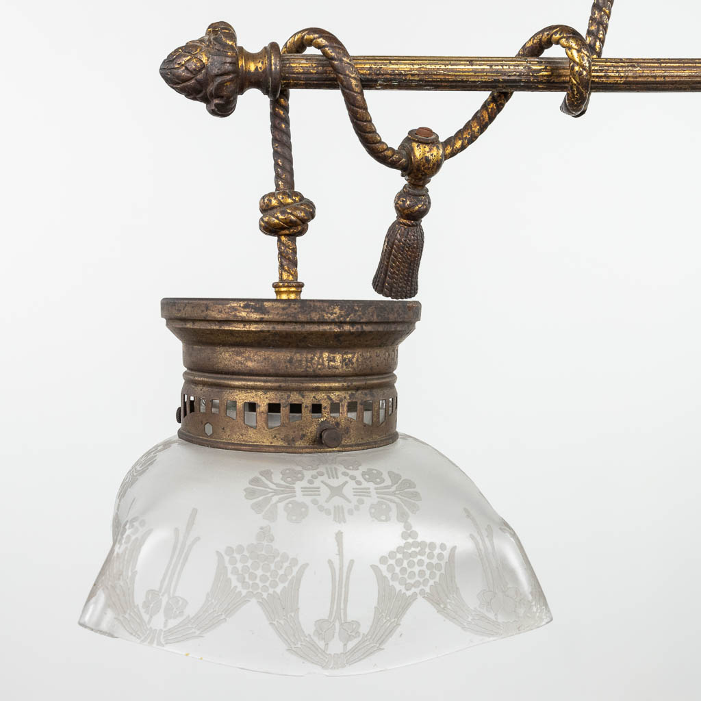 An antique hall lamp with Cupido and etched glass lampshades. (W: 57 x H: 80 cm) - Image 7 of 8