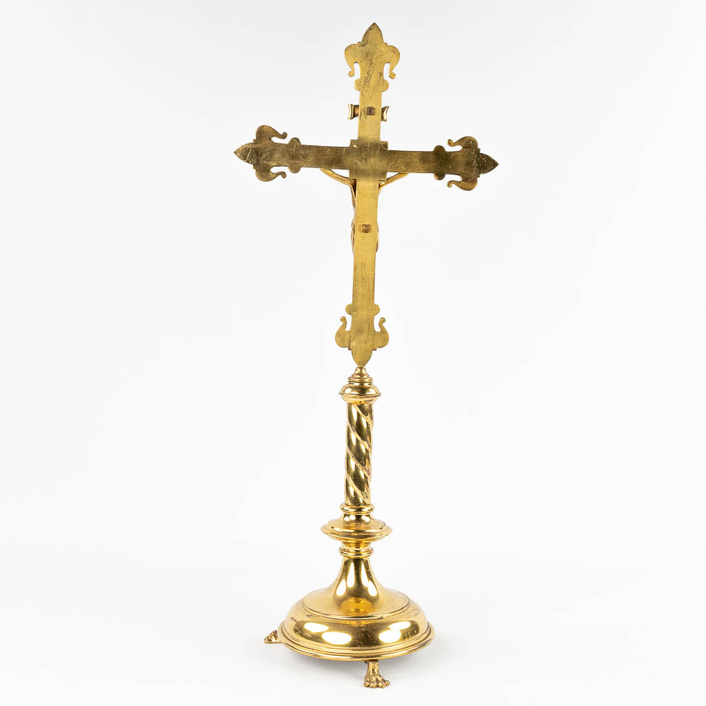 An antique bronze crucifix and 3 matching candelabra, standing on claw feet. 19th C. (W: 28 x H: 68 - Image 5 of 17