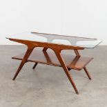 Cesare LACCA (1929) a mid-century coffee table with glass top for Cassina. Circa 1960. (L: 47 x W: 9