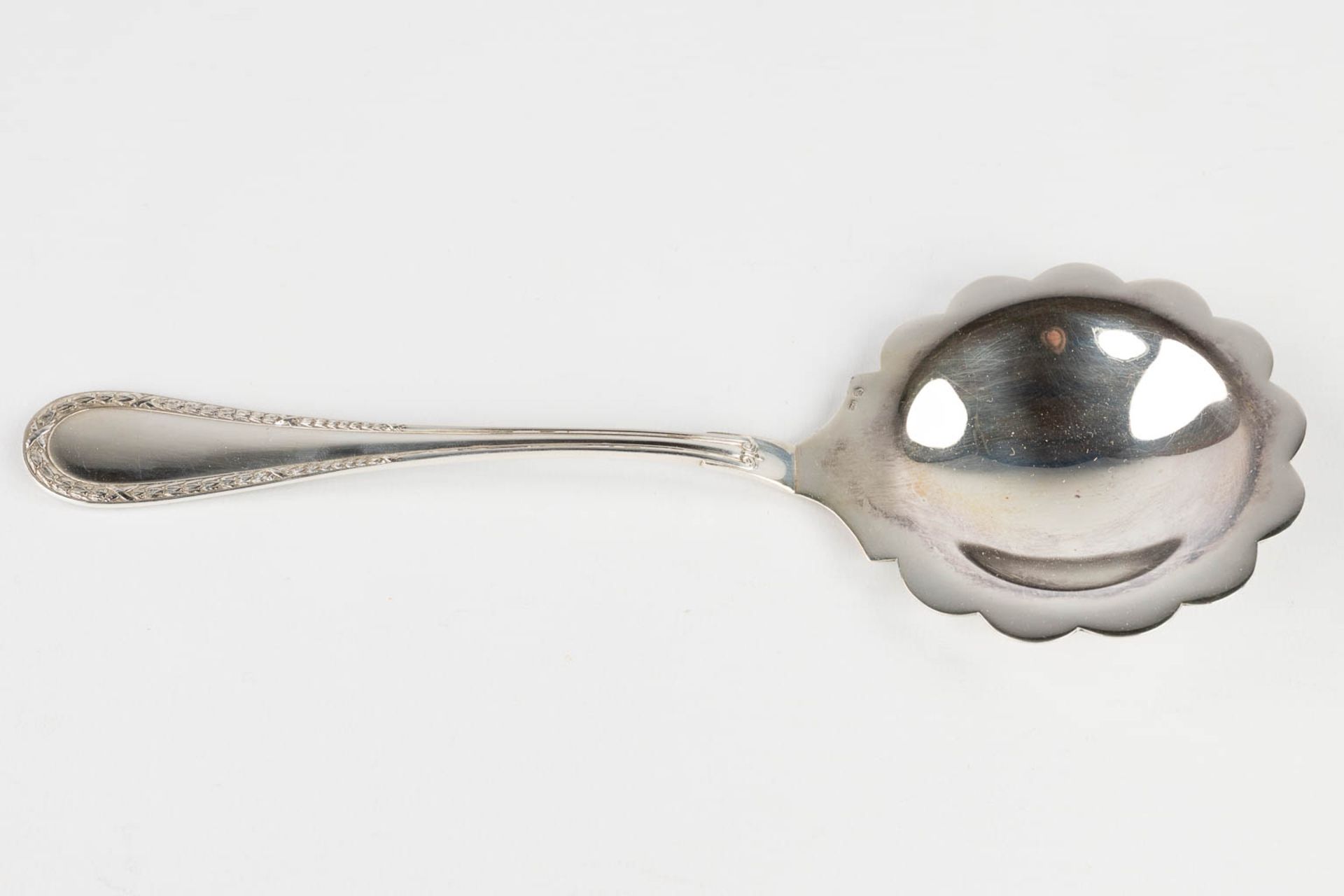 Wolfers Frres Brussels, a 166-piece silver cutlery set. Marked A800. 7041g. (W: 9 x H: 34 cm) - Image 8 of 18