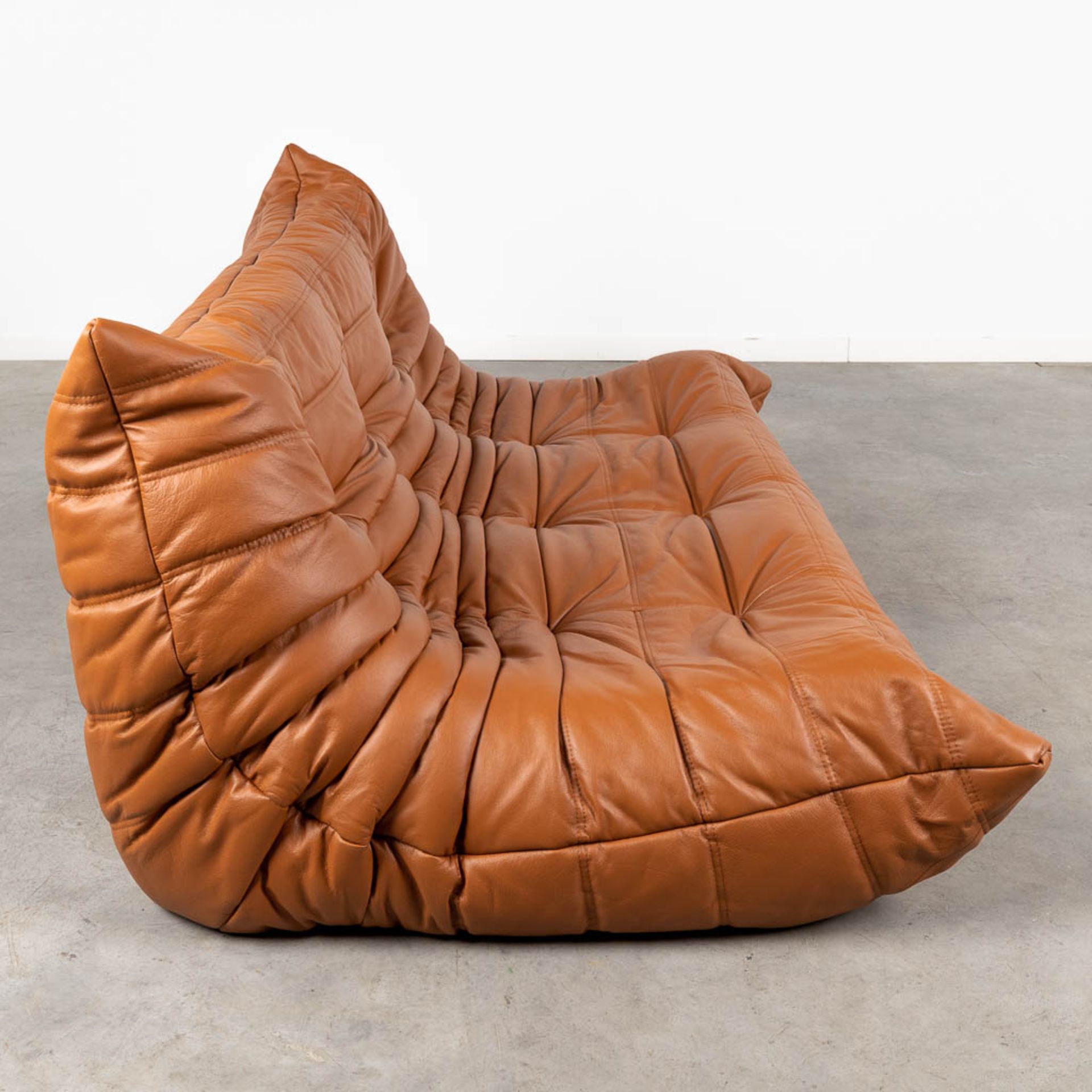 Michel DUCAROY (1925-2009) 'Togo' for Ligne Roset. (L: 106 x W: 170 x H: 70 cm) - Image 15 of 24