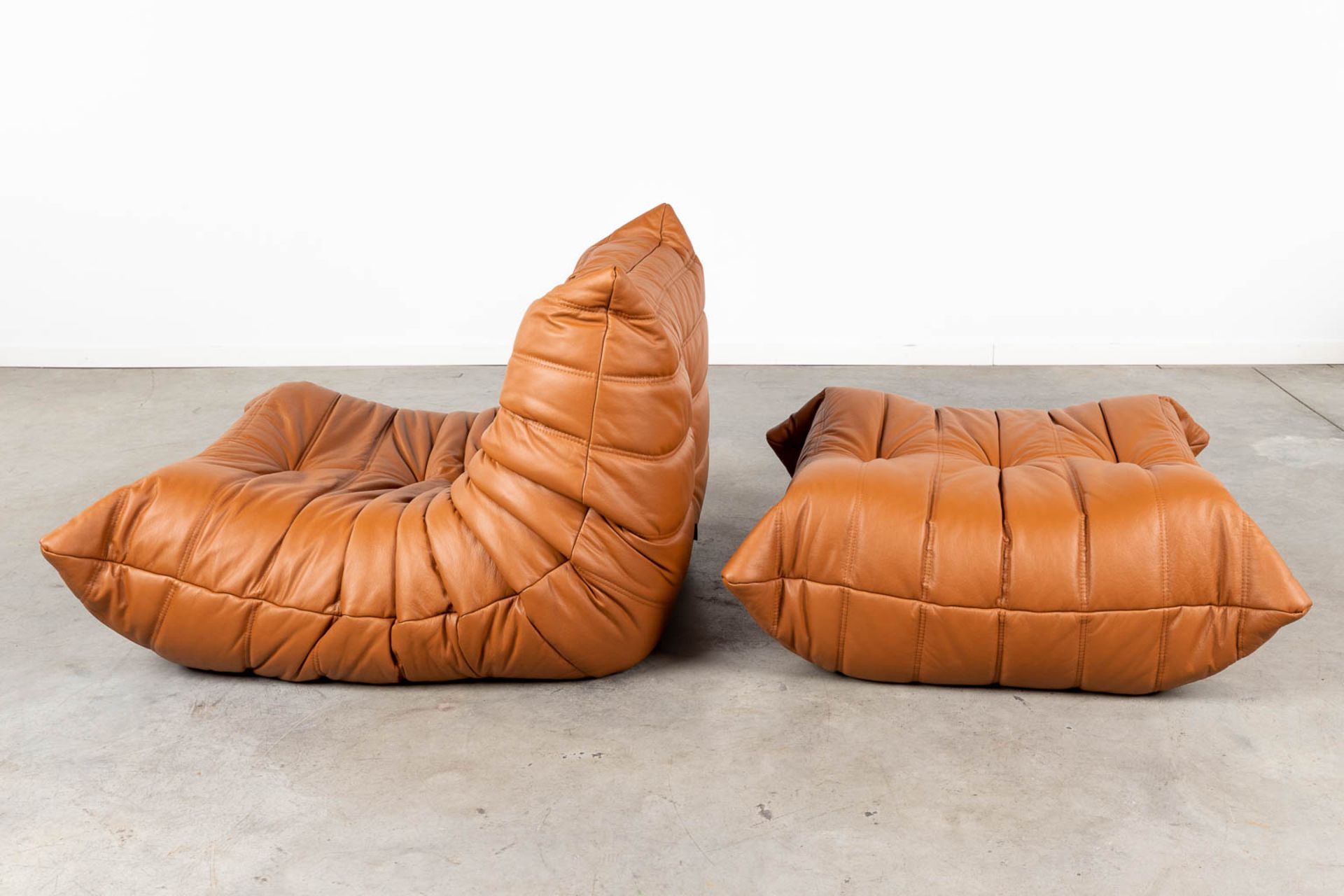 Michel DUCAROY (1925-2009) 'Togo' for Ligne Roset. (L: 106 x W: 170 x H: 70 cm) - Image 7 of 24