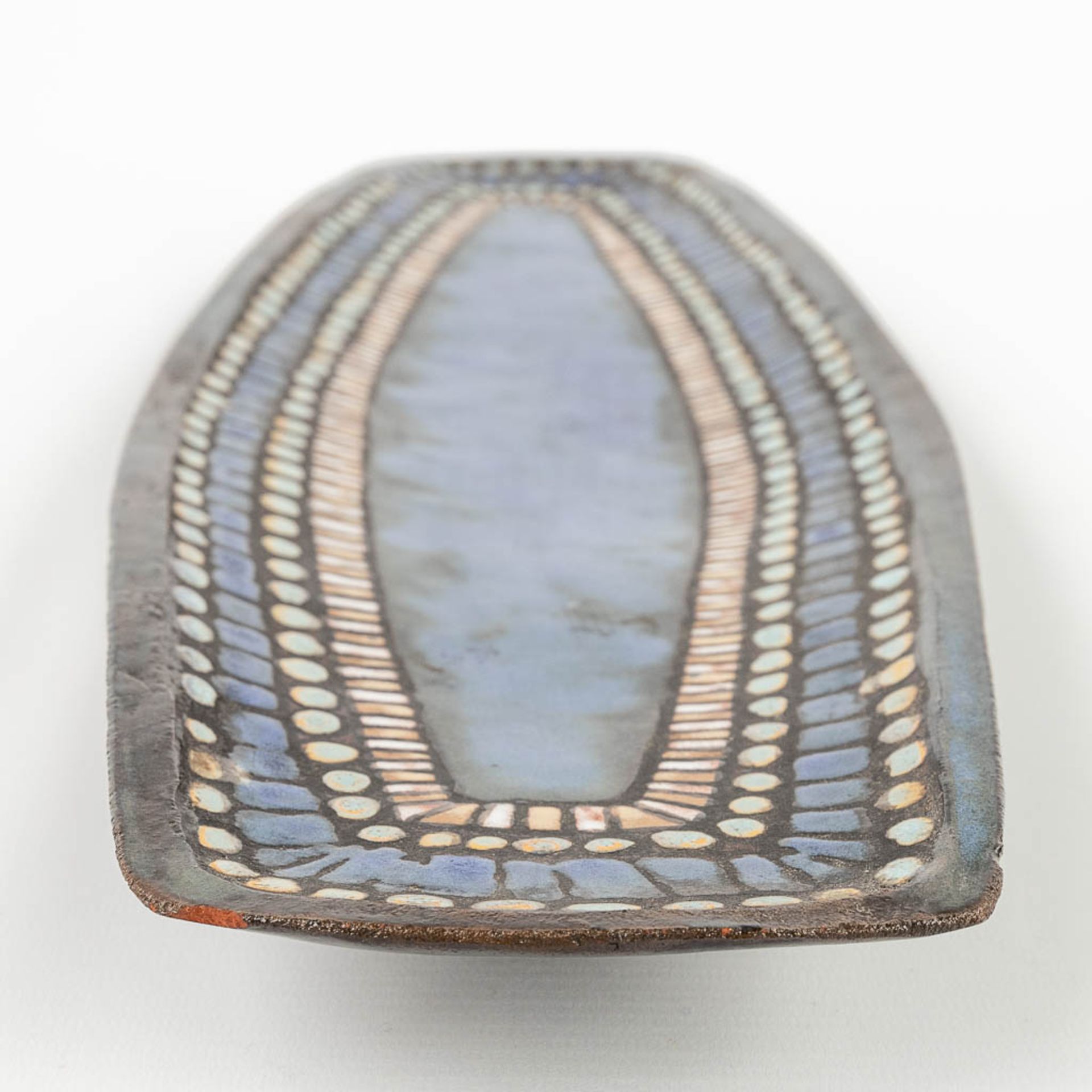 Rogier VANDEWEGHE (1923-2020) for Amphora, 'long bowl', blue glazed ceramics, added Elisabeth VANDEW - Image 17 of 20
