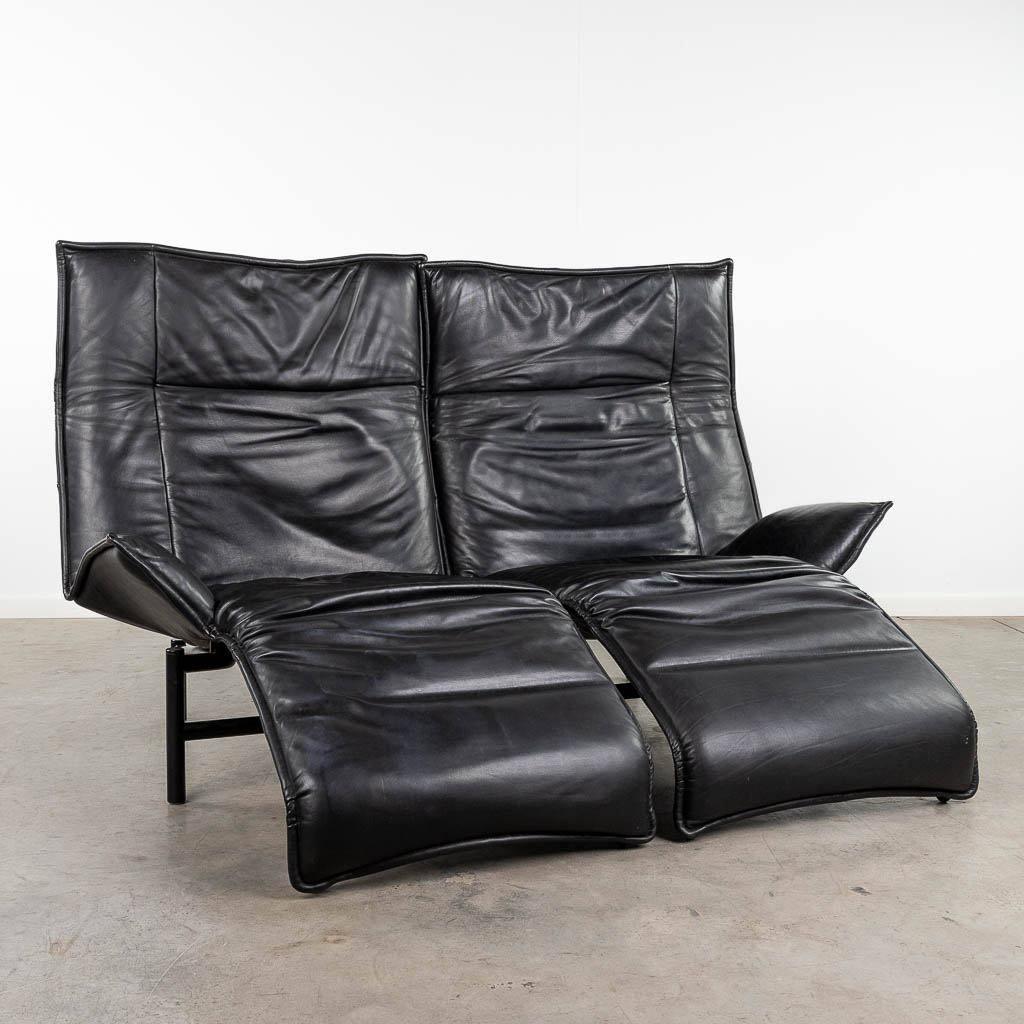 Vico MAGISTRETTI (1920-2006) 'Veranda' for Cassina. Leather and metal. (L: 83 x W: 174 x H: 80 cm) - Image 5 of 14