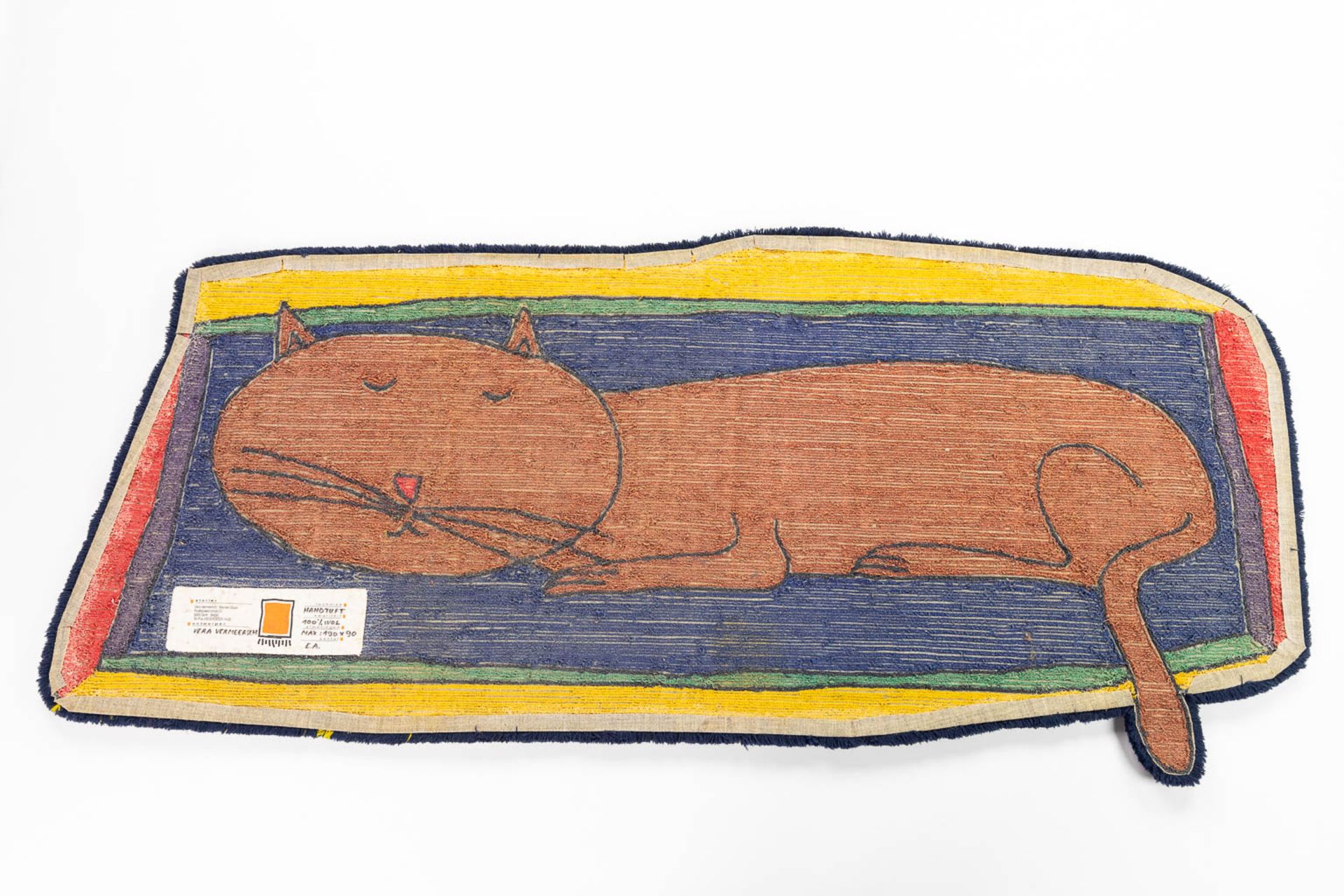 Vera VERMEERSCH (XX-XXI) 'Cat' a carpet. (L: 90 x W: 190 cm) - Image 6 of 7