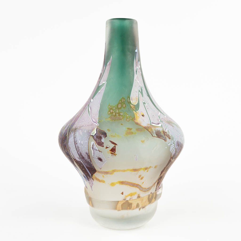 Louis LELOUP (1929) 'Vase', pate de verre glass. (H: 24,5 x D: 15 cm) - Image 7 of 15