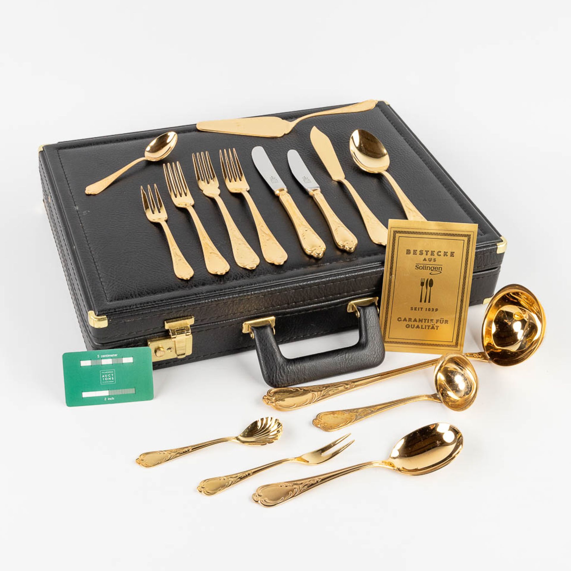 A gold-plated 'Royal Collection Solingen' flatware cutlery set, made in Germany. (L: 34 x W: 45,5 x - Image 2 of 12