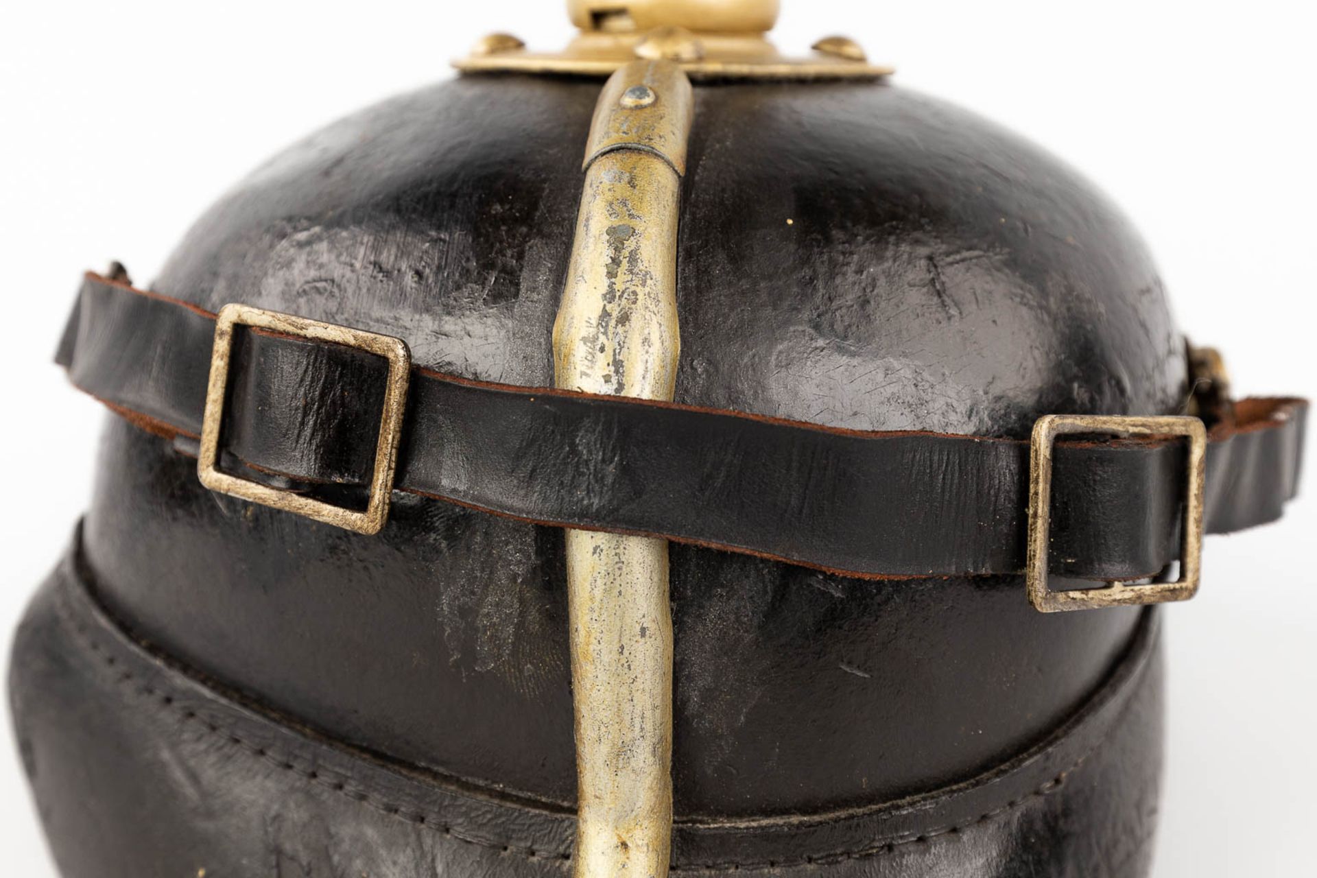 A German 'Pickelhaube' spiked helmet, made of leather and copper, 19th century. (L: 22,5 x W: 19 x H - Image 13 of 14