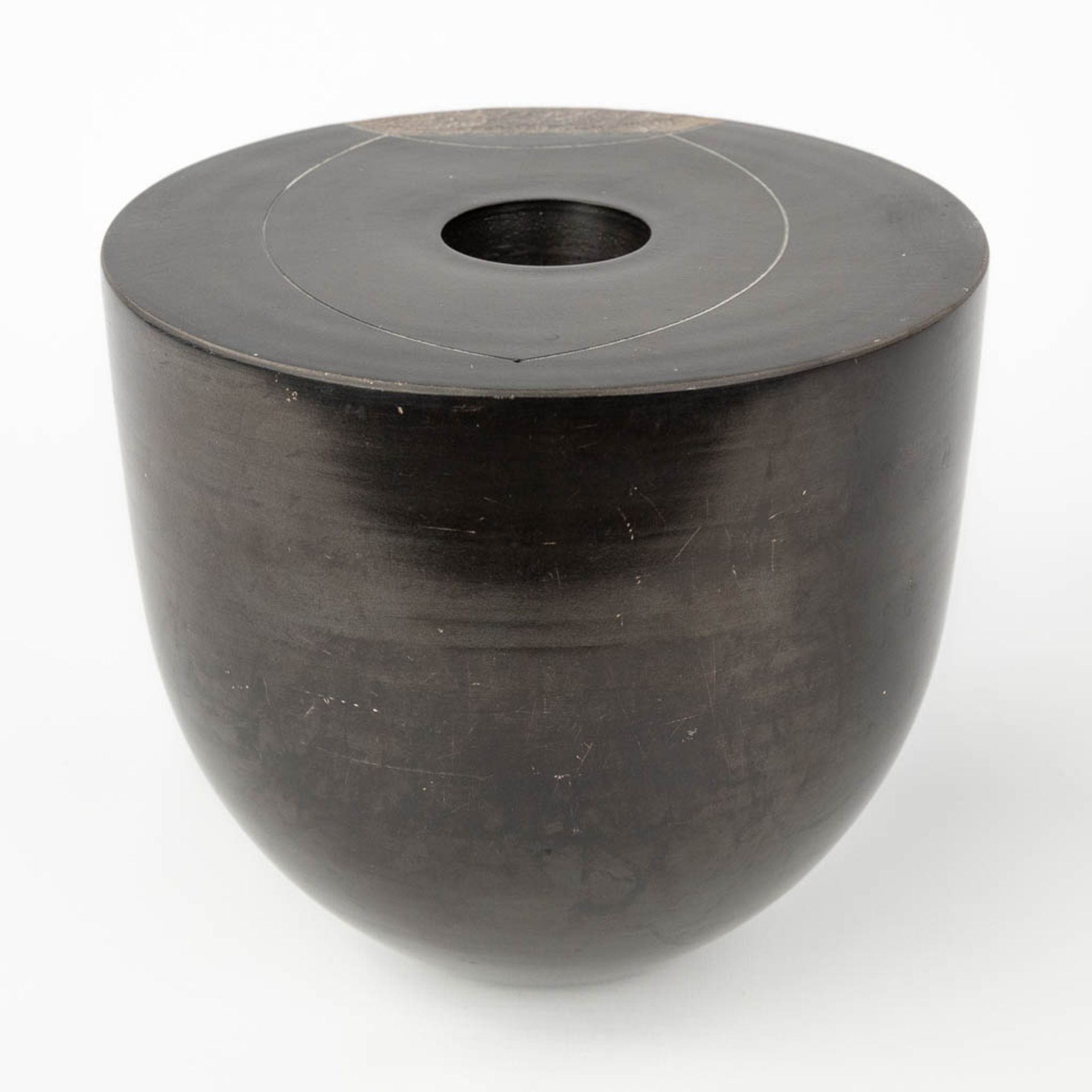 Tjok DESSAUVAGE (1948) 'Decorative vase'. (H: 16 x D: 17,5 cm) - Bild 9 aus 16