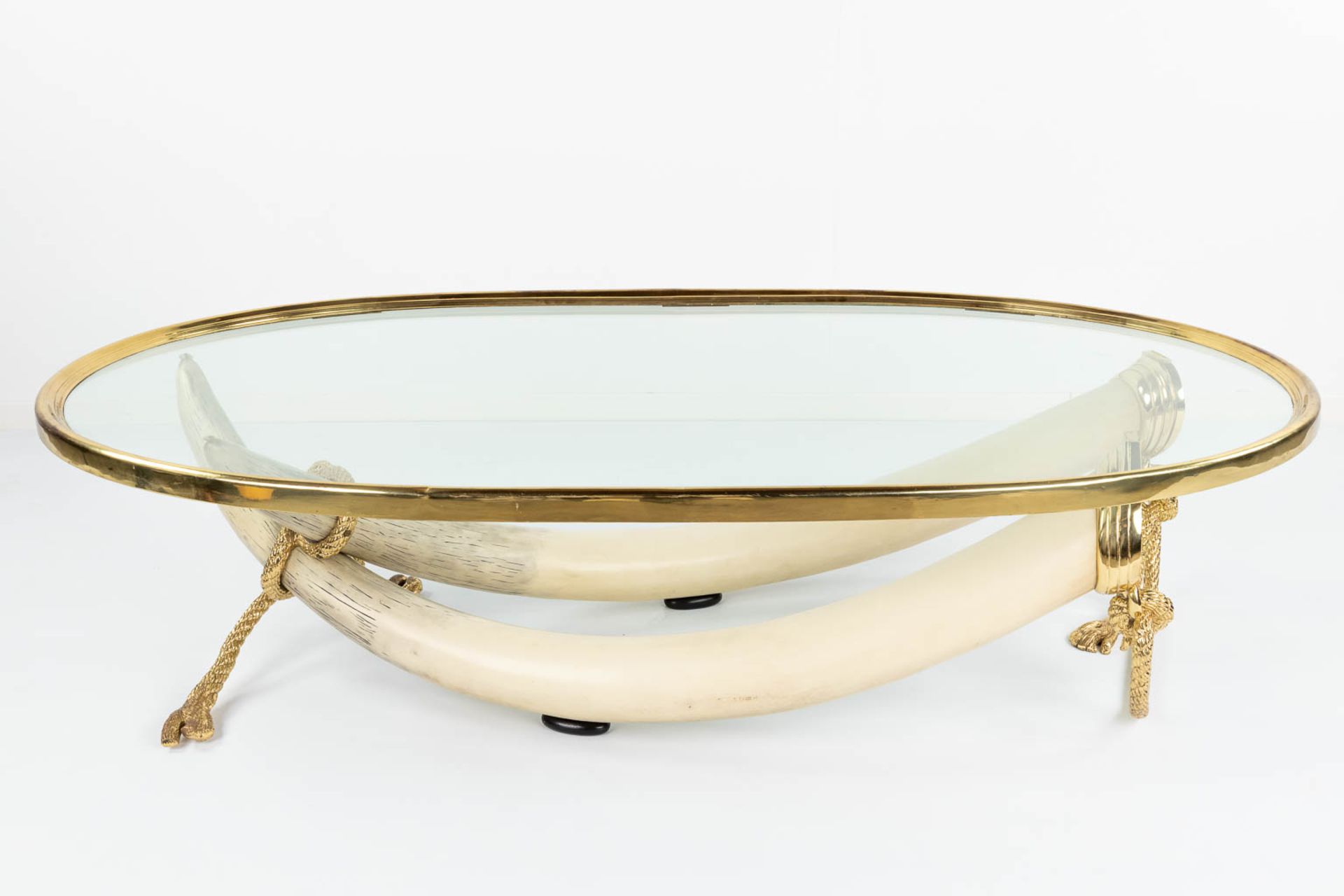 Valenti ' COLMILLOS', a coffee table with elephant tusks and glass in Hollywood Regency style. (L: 1 - Bild 16 aus 18