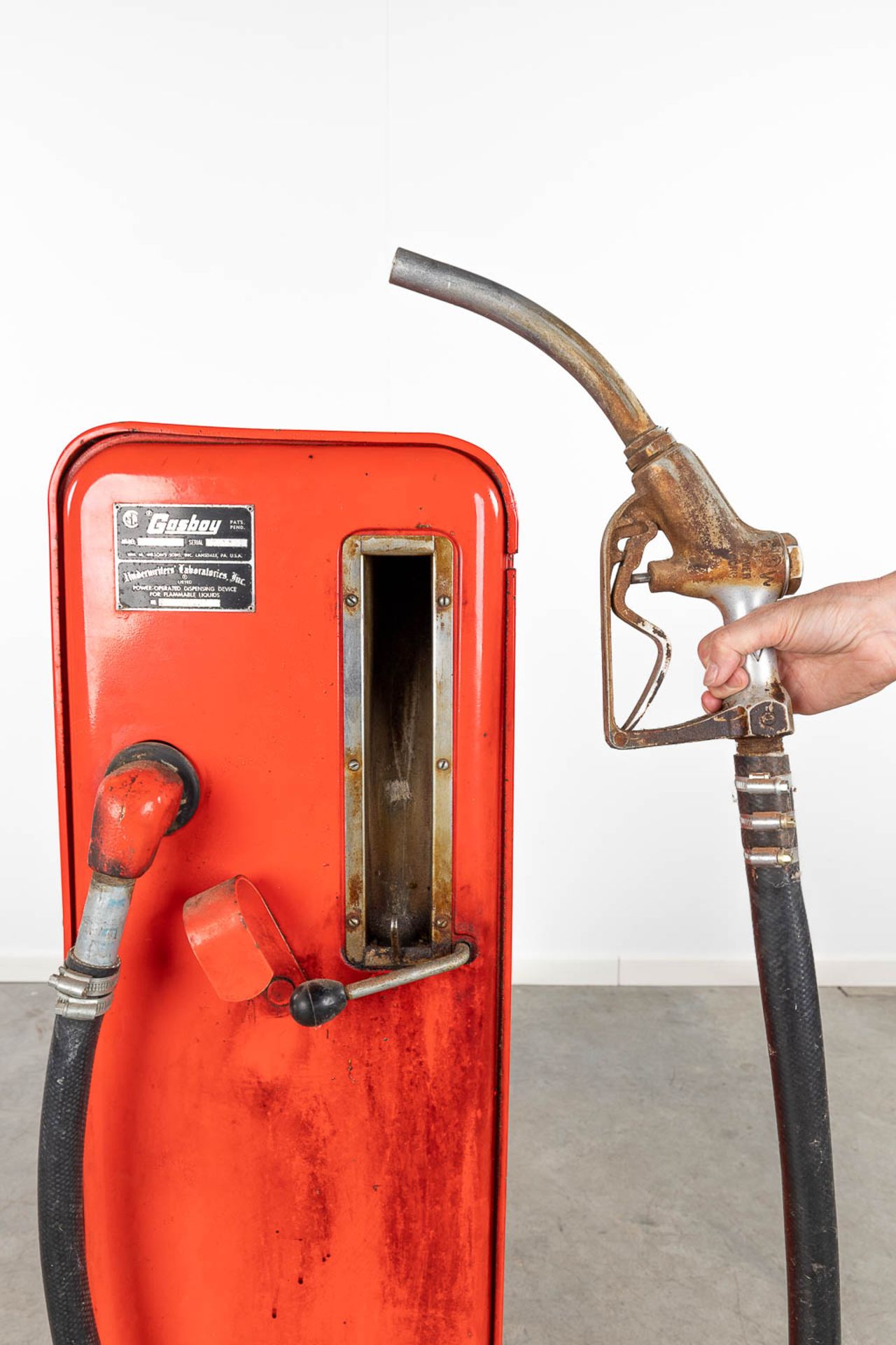 Gasboy, a vintage gasoline pump, circa 1960. (L: 34 x W: 58 x H: 112 cm) - Image 7 of 9