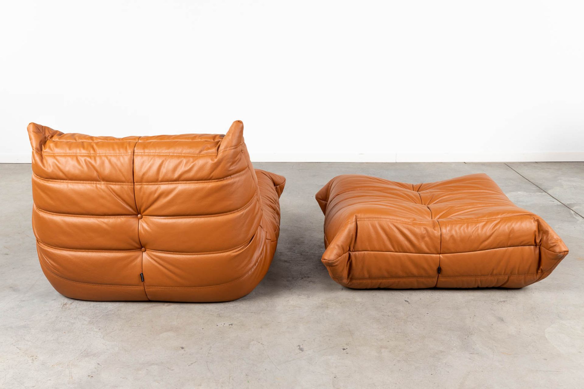 Michel DUCAROY (1925-2009) 'Togo' for Ligne Roset. (L: 106 x W: 170 x H: 70 cm) - Image 6 of 24