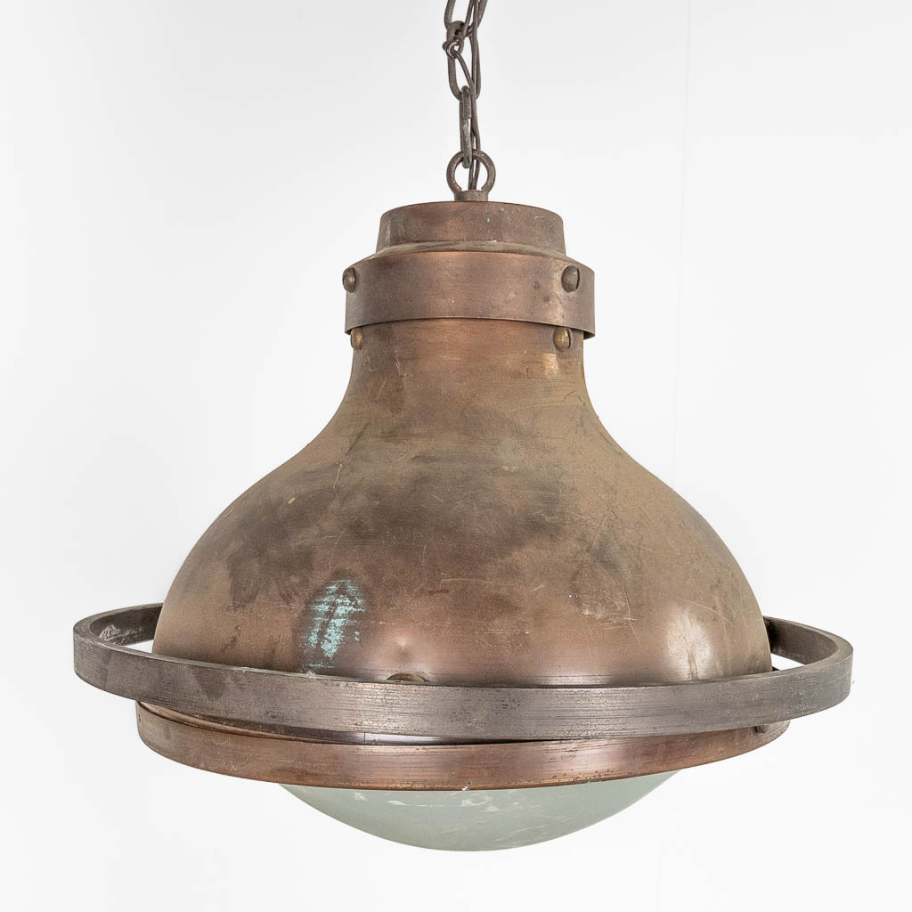 A collection of 3 industrial lamps, copper and glass. The first half of the 20th century. (H: 40 x D - Image 8 of 8