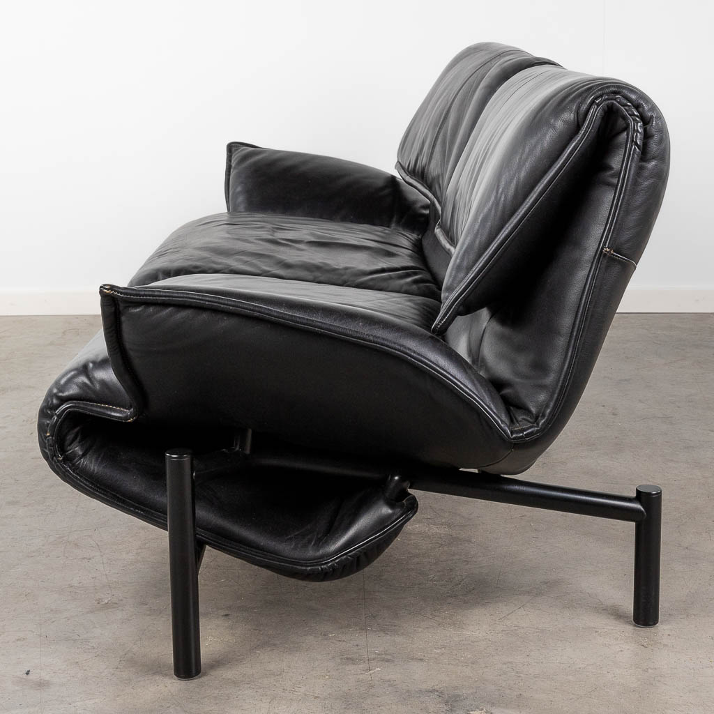 Vico MAGISTRETTI (1920-2006) 'Veranda' for Cassina. Leather and metal. (L: 83 x W: 174 x H: 80 cm) - Image 10 of 14