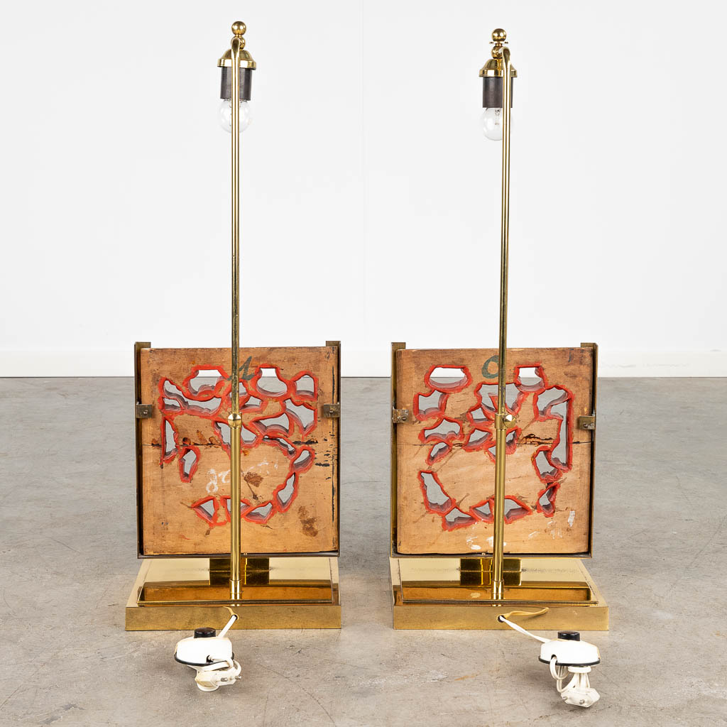 A pair of Chinoiserie style table lamps finished with sculptured panels. Circa 1970-1980. (L: 18,5 x - Image 5 of 12