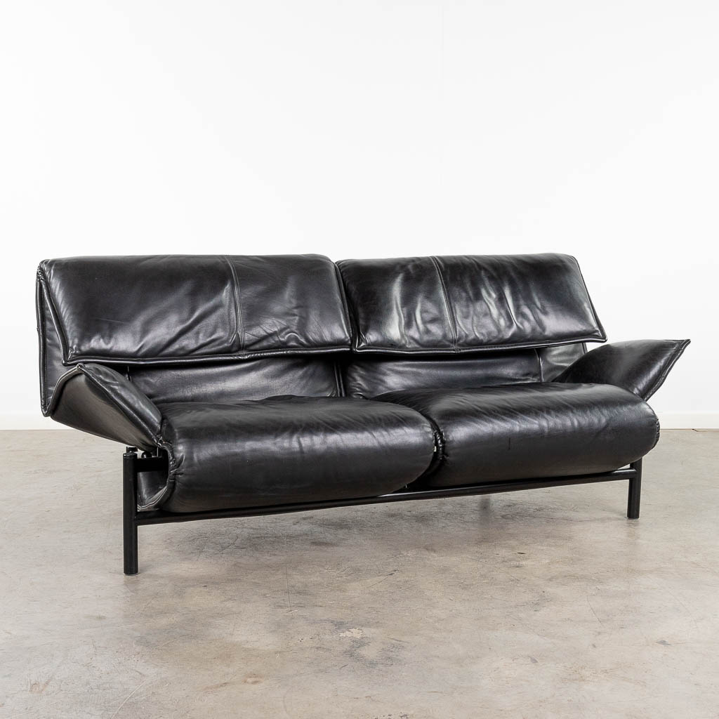 Vico MAGISTRETTI (1920-2006) 'Veranda' for Cassina. Leather and metal. (L: 83 x W: 174 x H: 80 cm) - Image 3 of 14