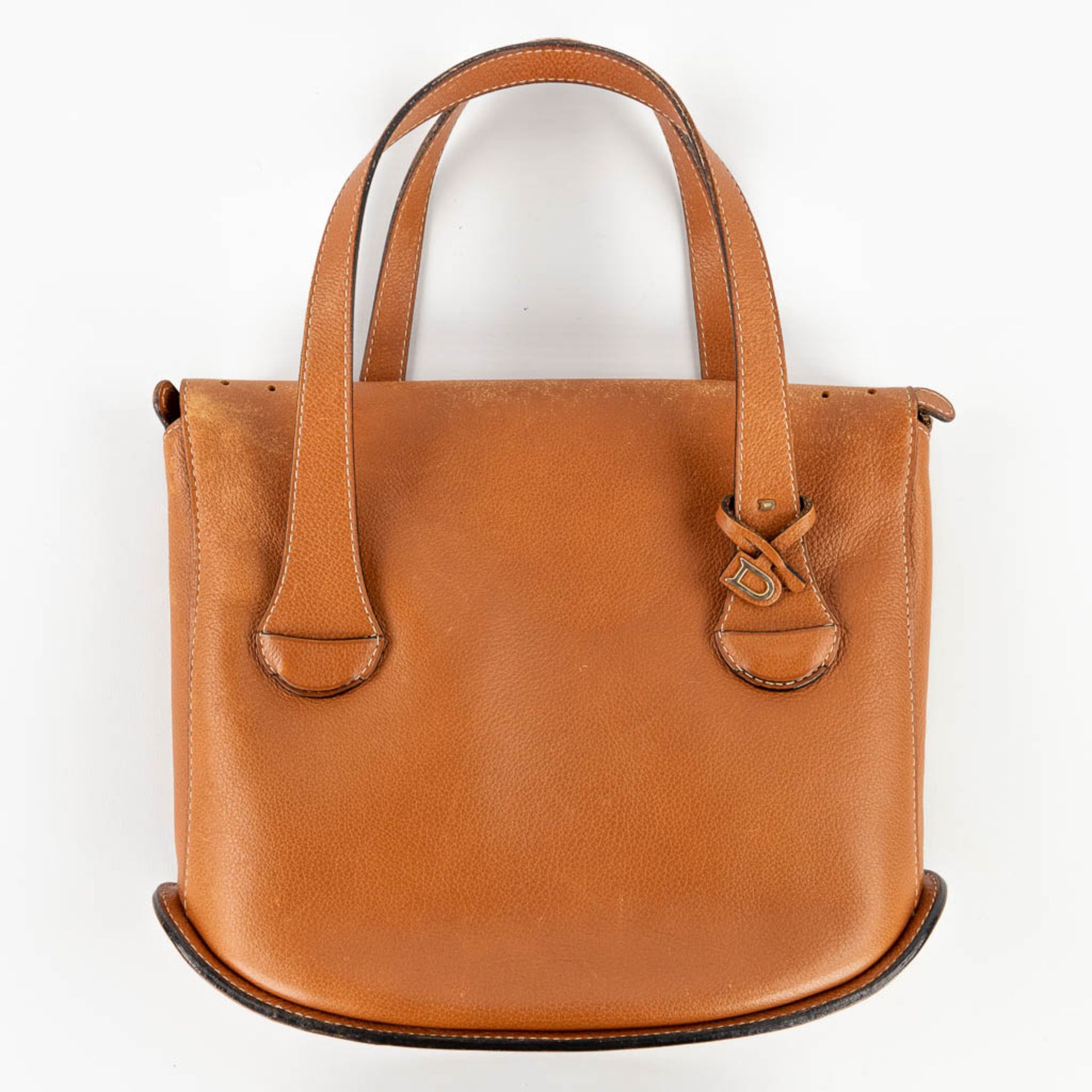 Delvaux Memoire PM, with the original purse, made of cognac-coloured leather. (L: 10 x W: 26 x H: 20 - Image 11 of 27