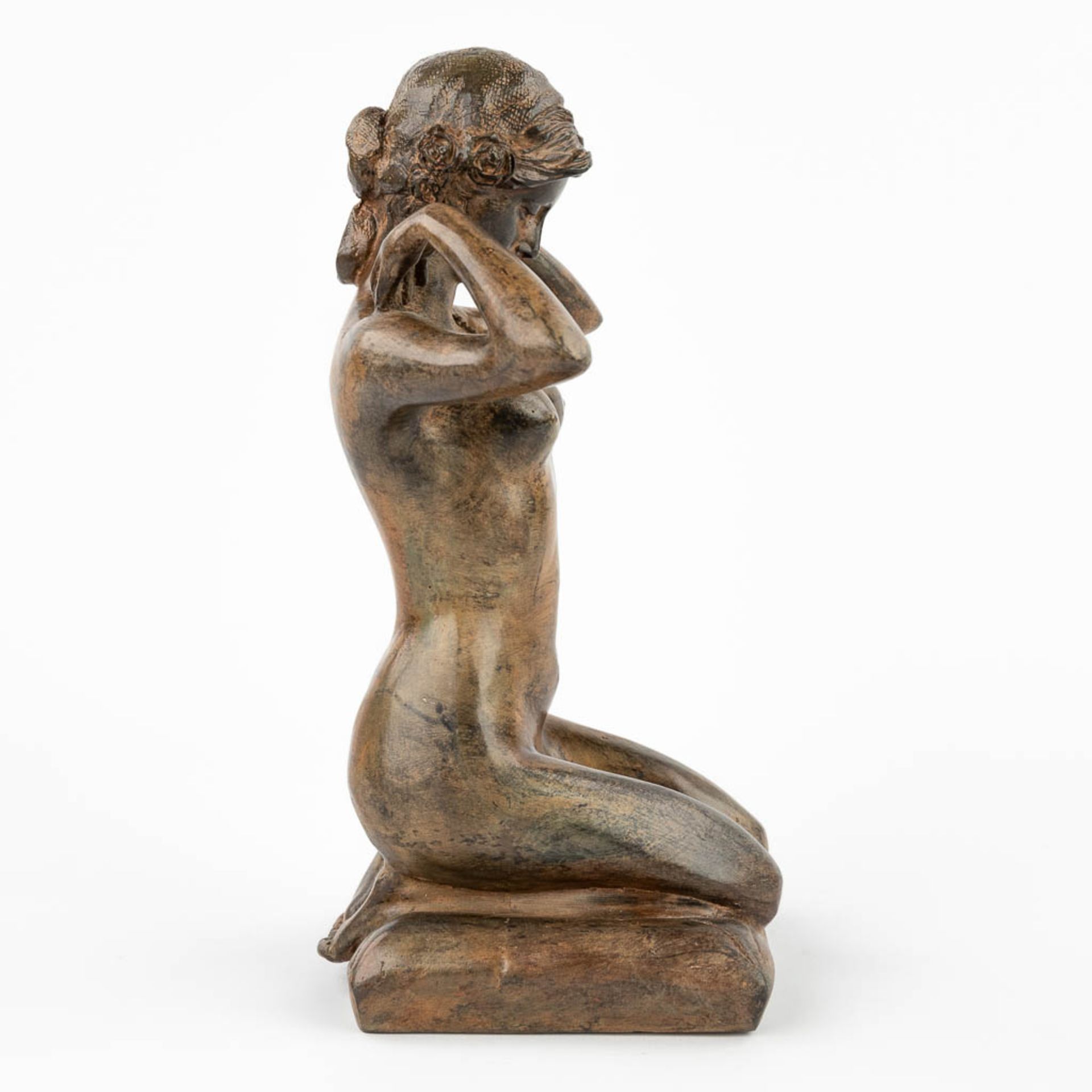 Pierre CHENET (XX-XXI) 'Seated lady' patinated bronze. (L: 13 x W: 18 x H: 28 cm) - Image 4 of 10