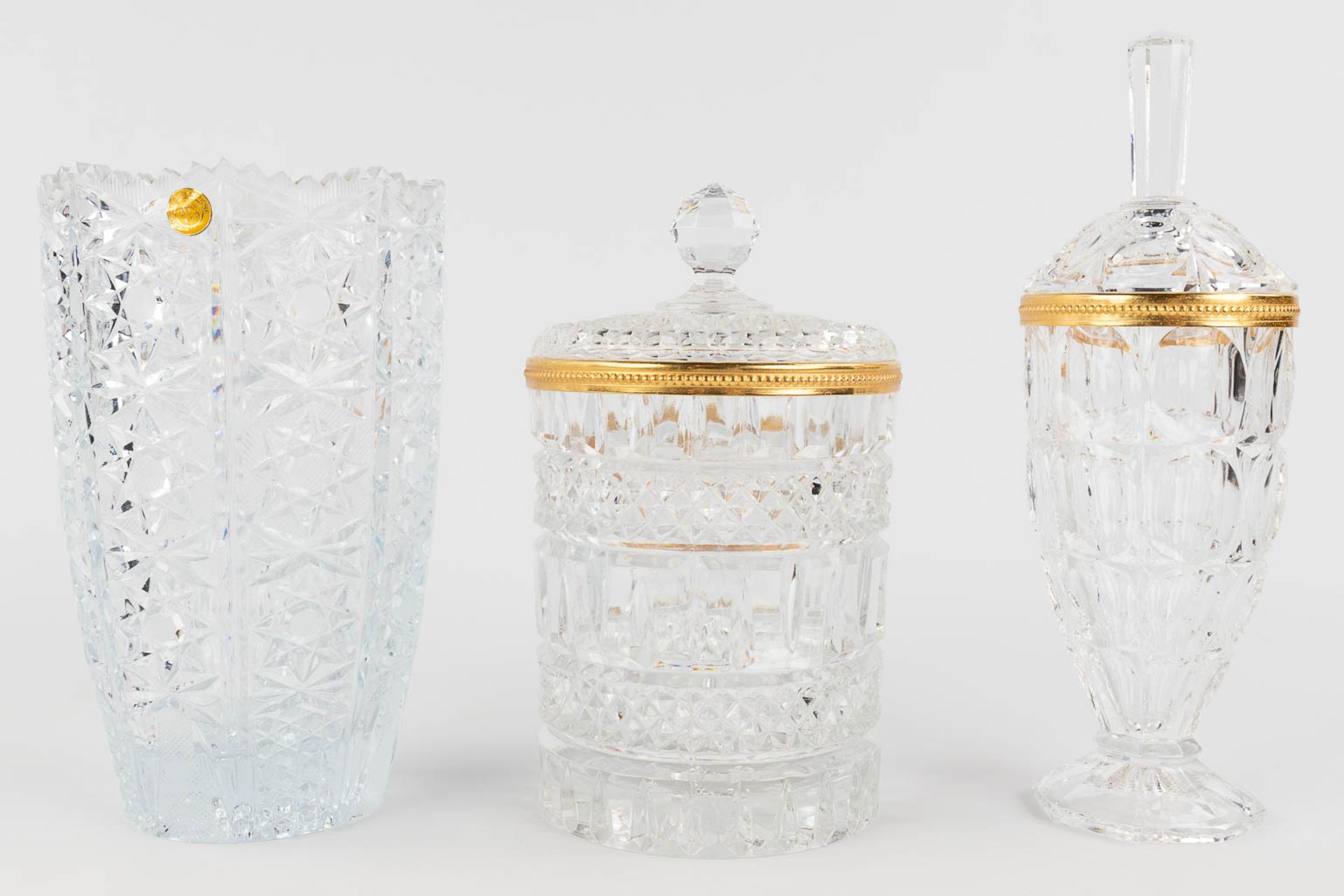 A collection of 11 pieces of Bohemian glass with a metal rim. (L: 13,5 x W: 28,5 x H: 42,5 cm) - Image 19 of 22