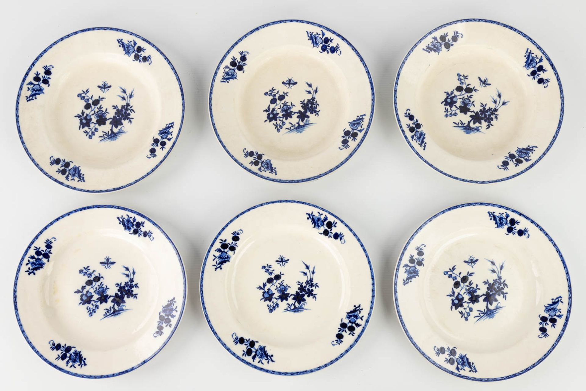 Tournai ceramics, a very large collection of faience plates, saucers and serving accessories. 174 pi - Image 7 of 21