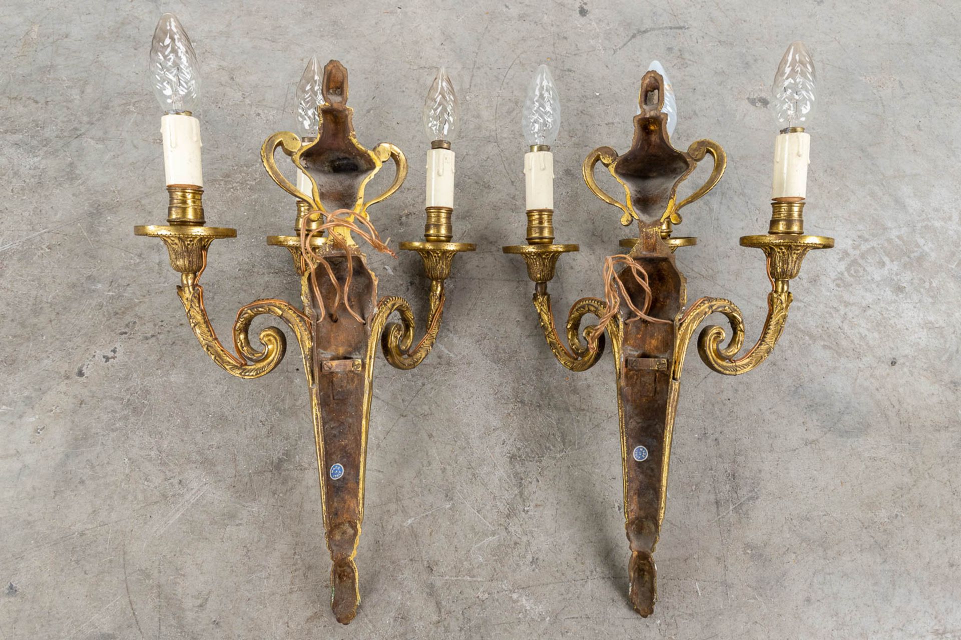 A collection of 6 pairs of wall lamps in Louis XVI, Louis XV and empire style. 20th century. (H: 42 - Image 12 of 16