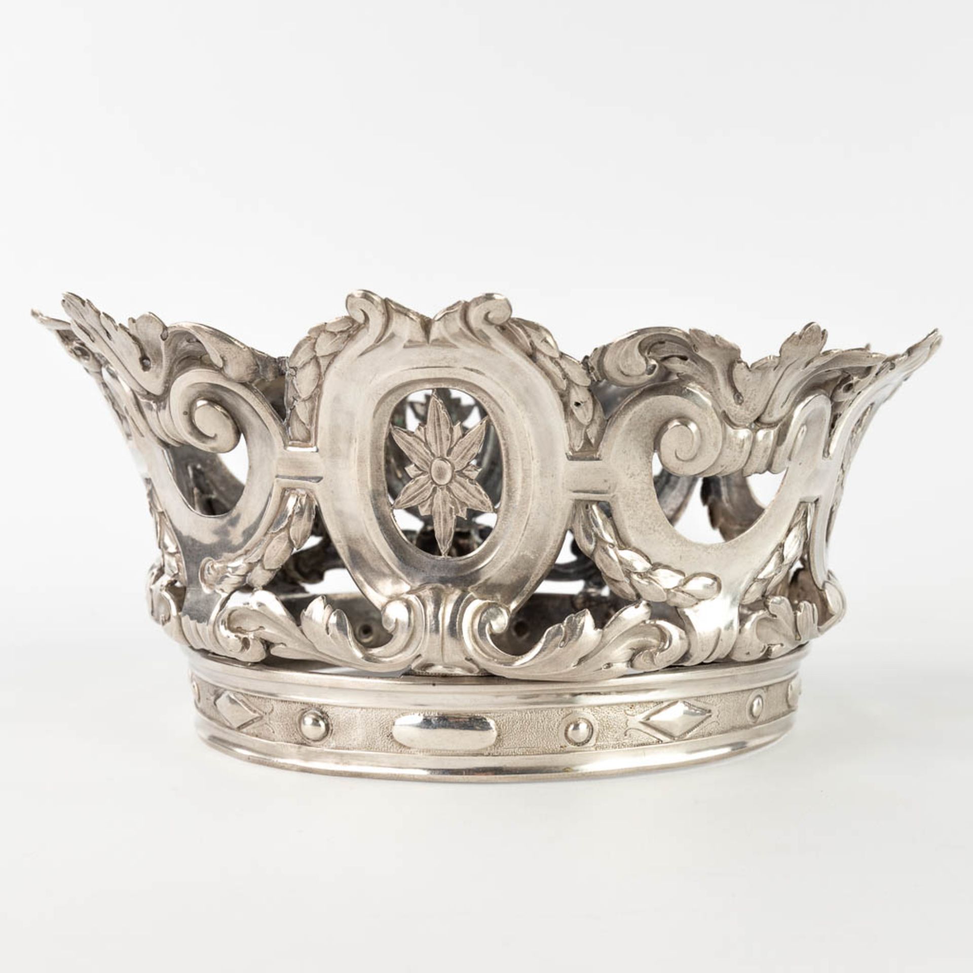 An exceptional crown, silver, Brussels, 1777, 18th C. 592g. (H: 26,5 x D: 11,5 cm) - Image 9 of 21