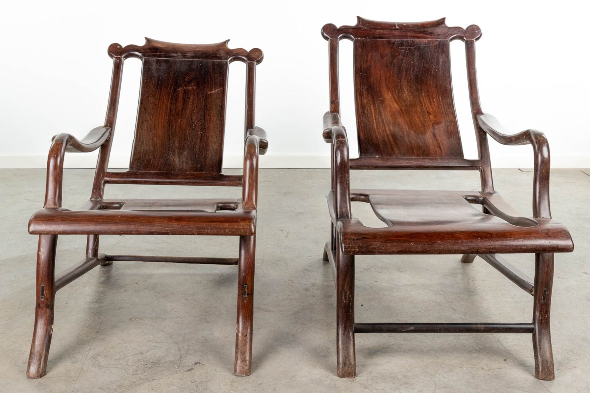 A pair of Chinese hardwood armchairs. (L: 100 x W: 57 x H: 78 cm) - Image 3 of 8