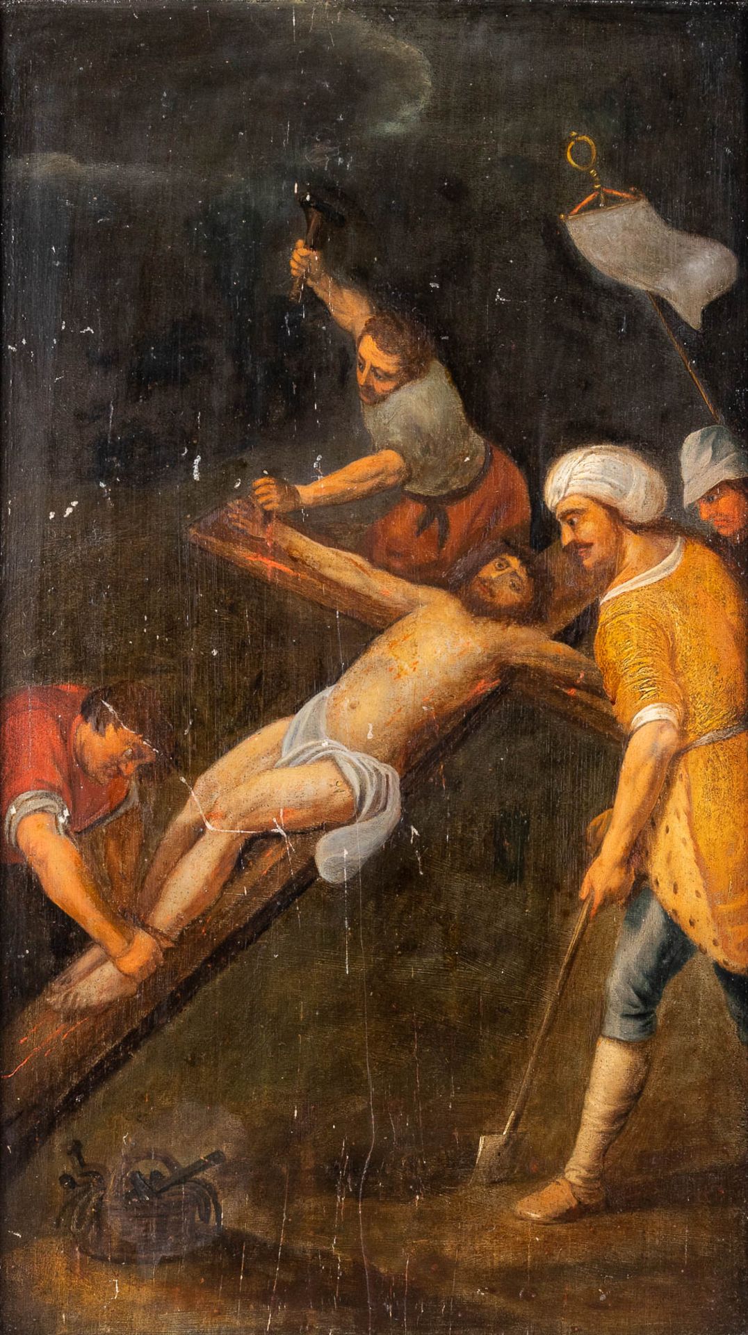 The crucifixion of Christ, a painting, oil on panel. No signature found, 18th C. (W: 51 x H: 81 cm) - Image 3 of 8