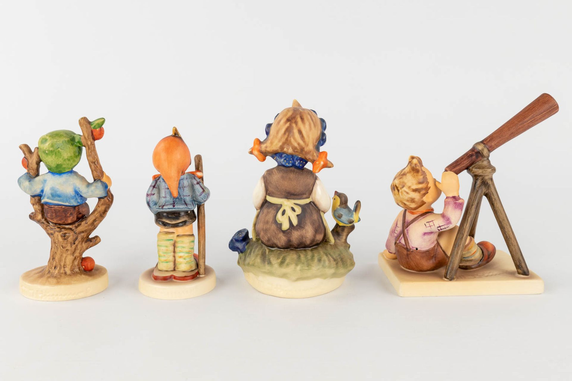Hummel, a collection of 10 figurines. (H: 14,5 cm) - Image 7 of 11