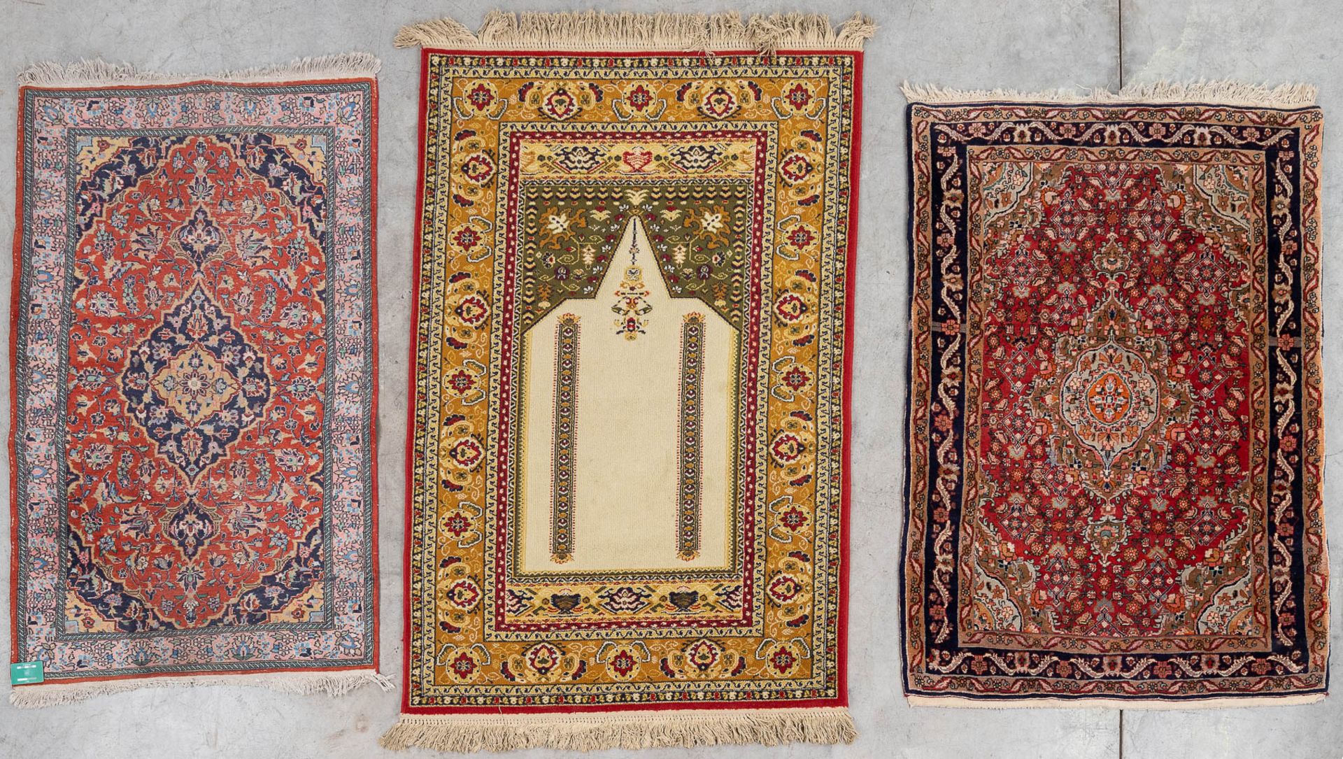 A collection of 3 Oriental hand-made carpets. Kashan and a prayer rug. (L: 180 x W: 119 cm) - Image 2 of 12