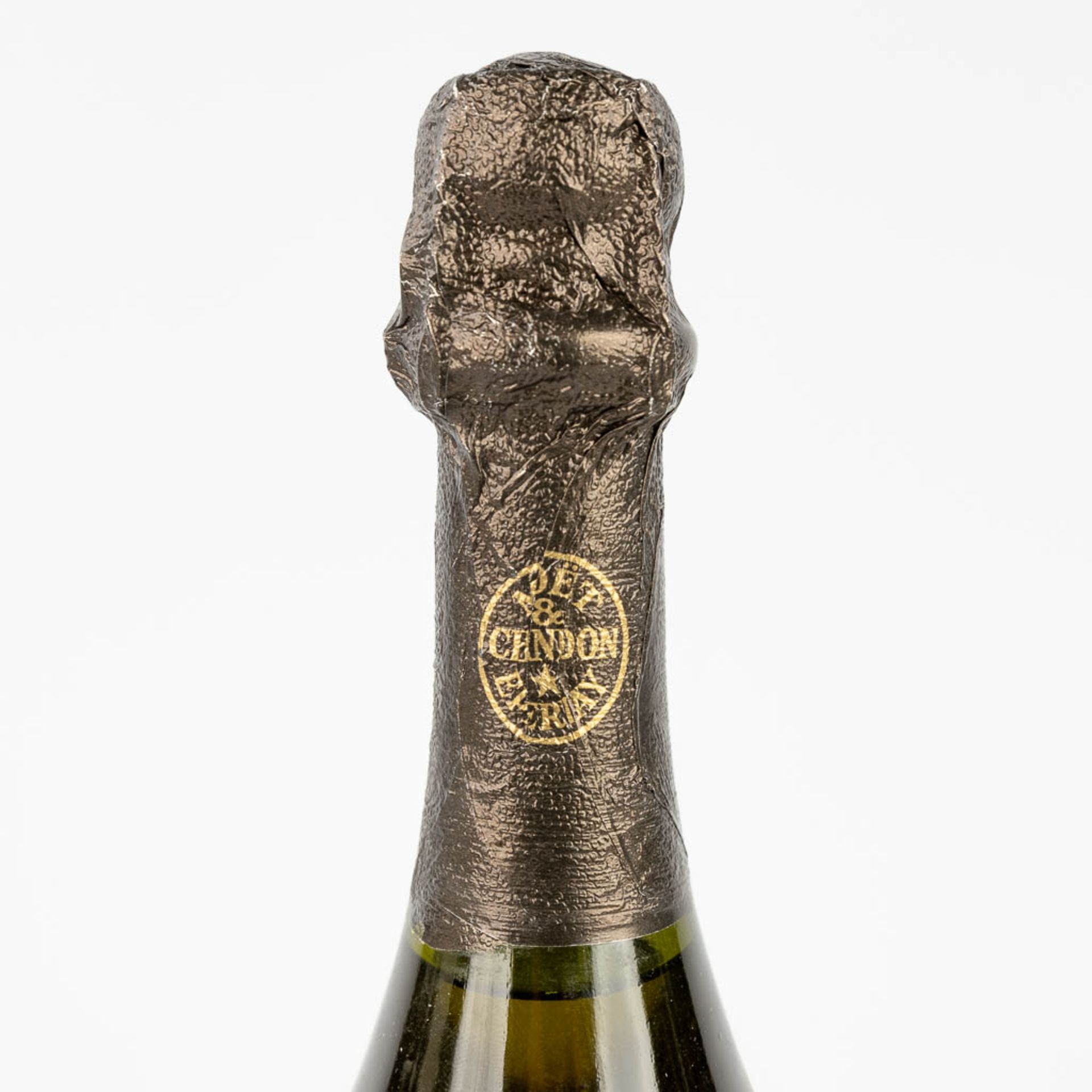 Dom Perignom, a collection of 5 Champagne bottles. 4 x 1980, 1 x 1976. - Bild 7 aus 12
