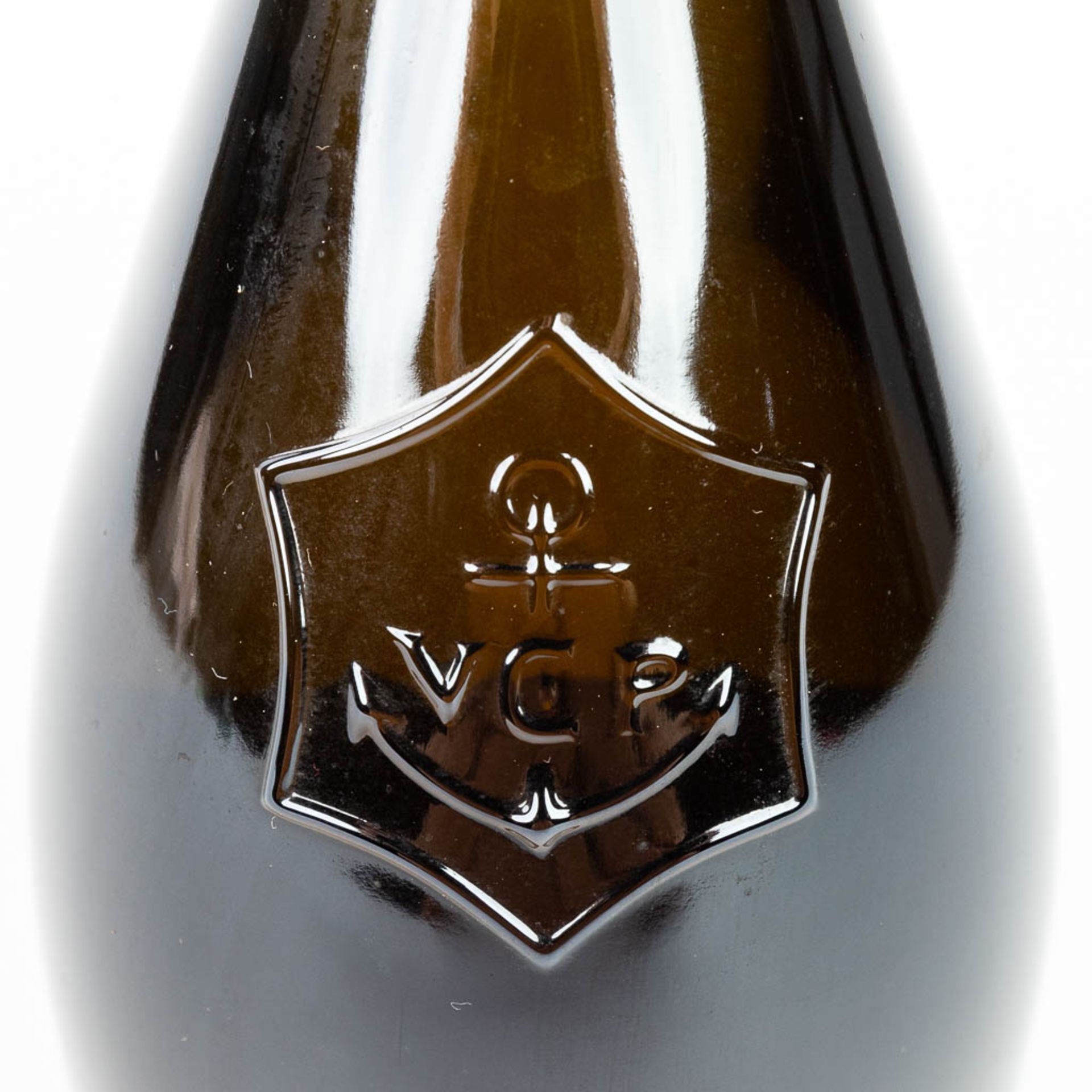A bottle of Veuve Clicquot Ponsardin 1996 'La Grande Dame' limited edition by Emilio Pucci. - Bild 4 aus 14