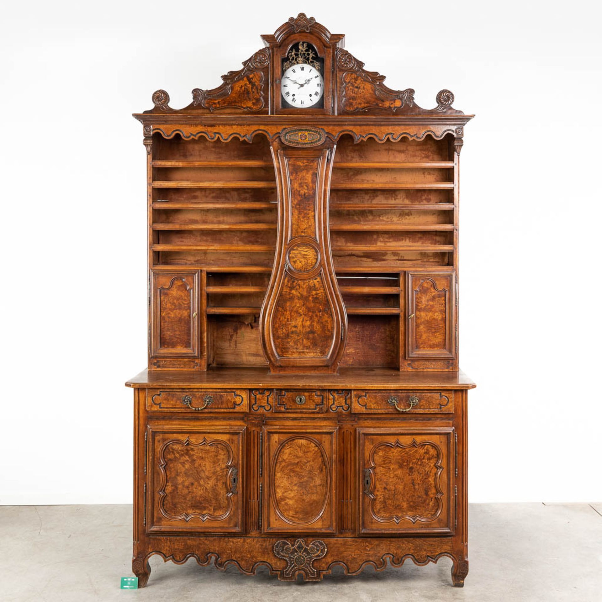 A Buffet, vaisselier, walnut with a standing clock, France, 18th C. (L: 60 x W: 180 x H: 298 cm) - Image 2 of 22