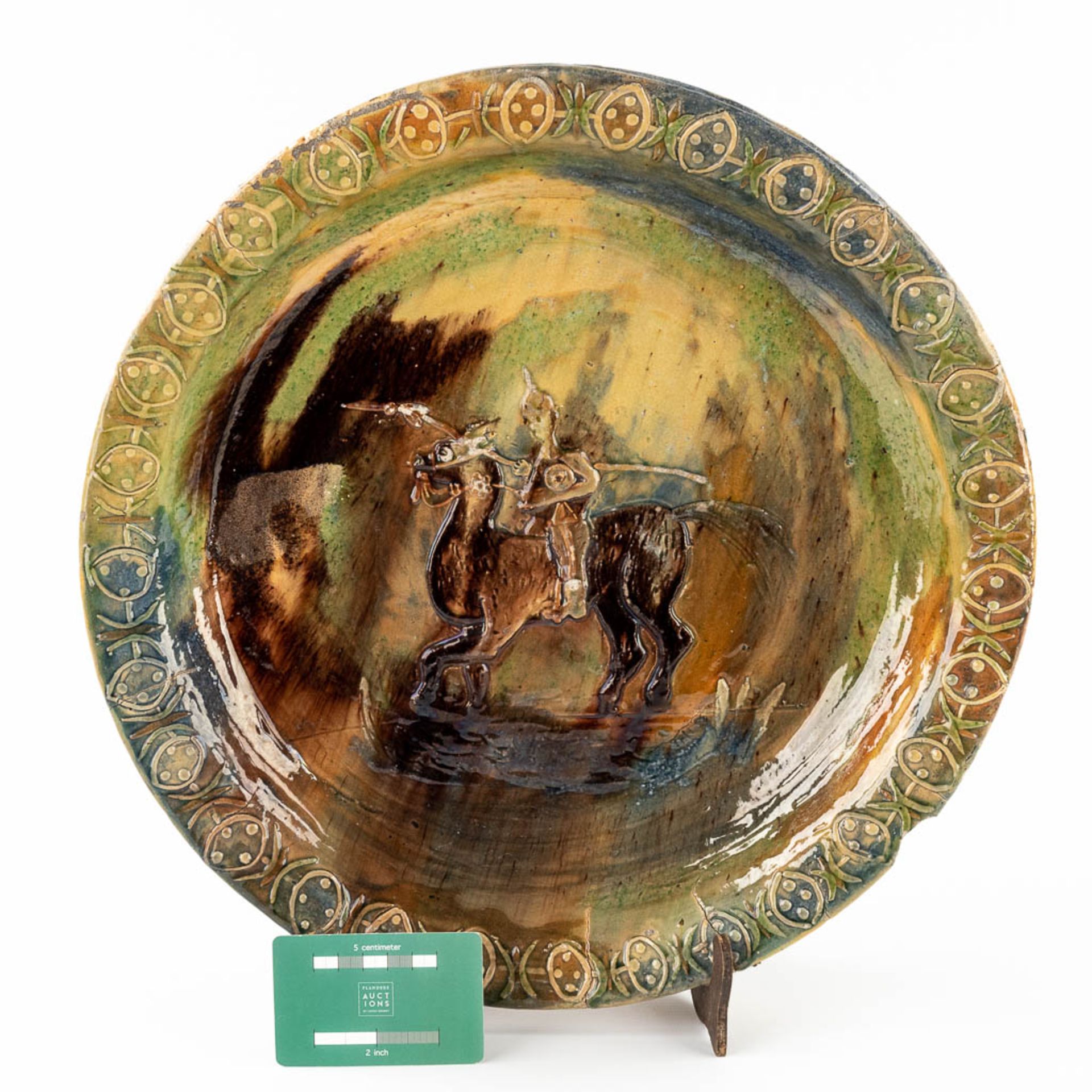 An antique display plate Flemish Earthenware, German rider with a pickelhaube. Made in Torhout, Flan - Image 2 of 12