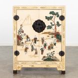 A decorative cabinet with Chinoiserie decor. (L: 30 x W: 59 x H: 78 cm)