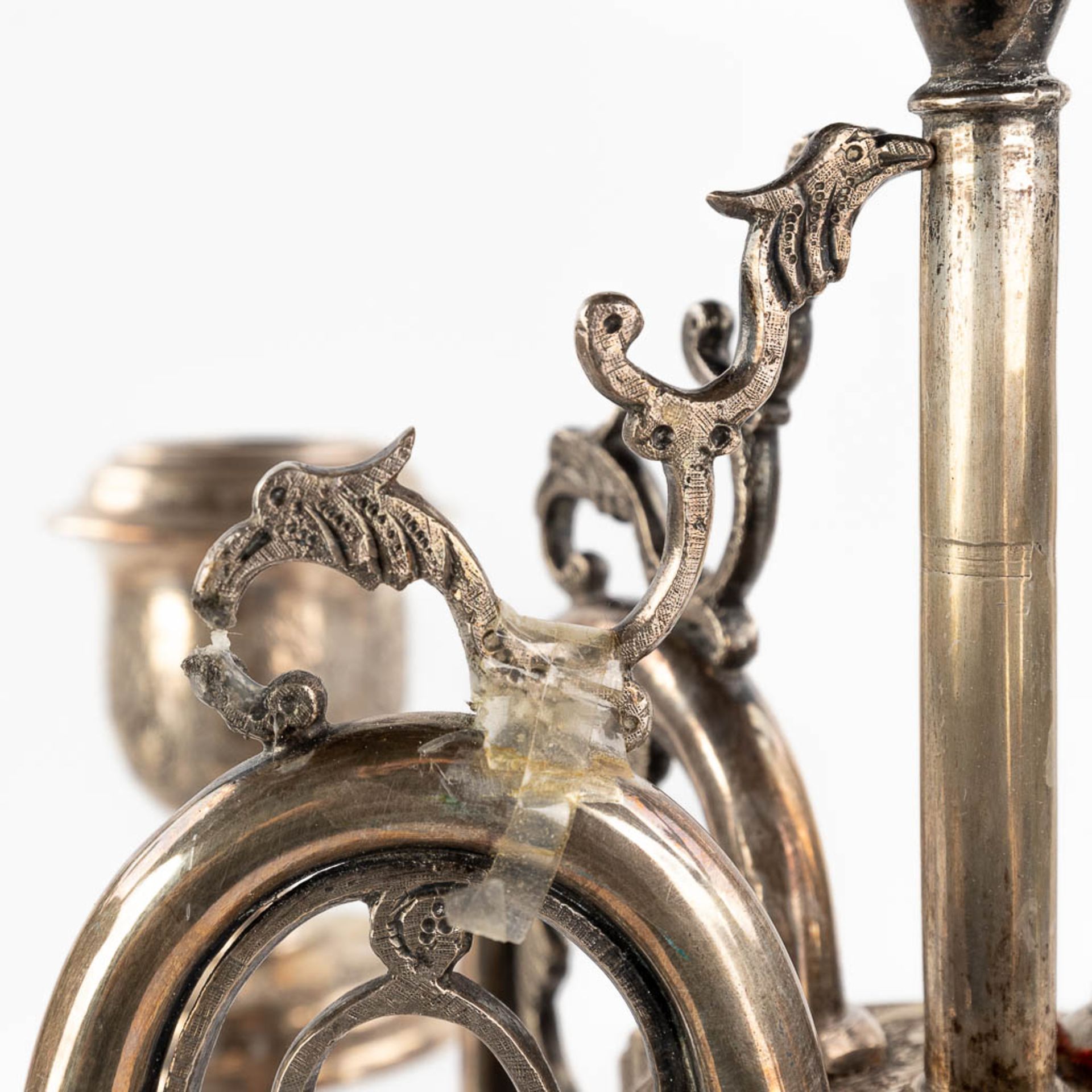 A pair of candelabra, silver, probably Middle-East. 3,650g. - Image 13 of 14