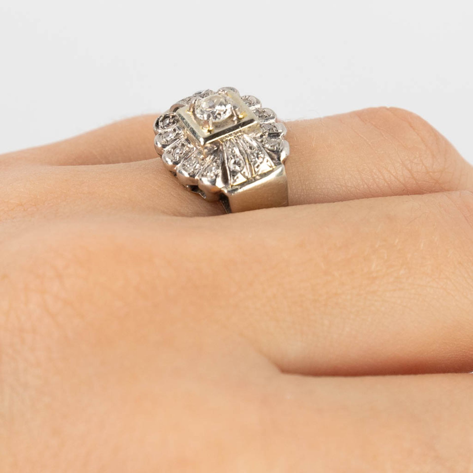 A ring, white gold with diamonds. 20th C. 6,17g. size 55. - Image 10 of 12